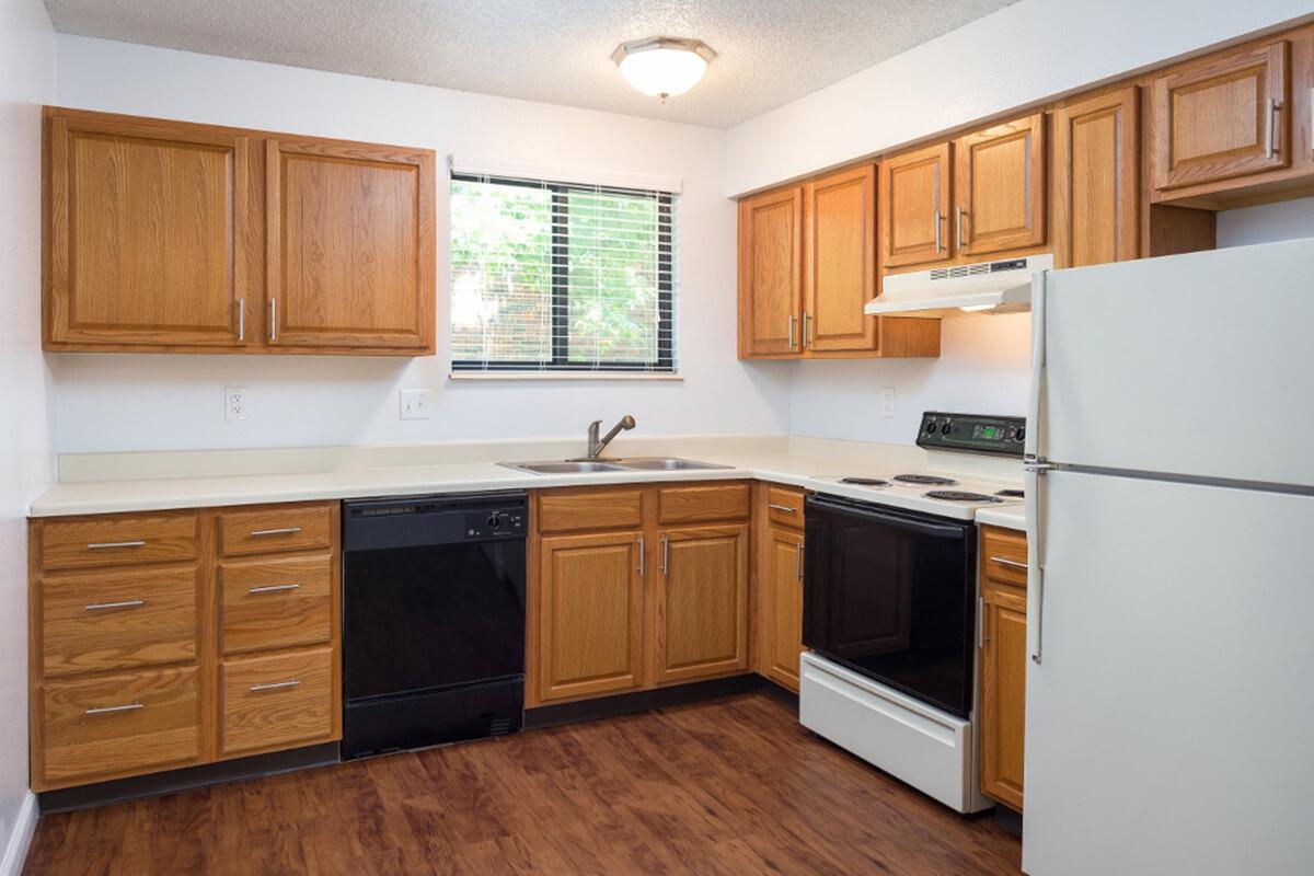 Park Forest Apartments and Townhomes in St. Louis, MO - Interior 21.jpg