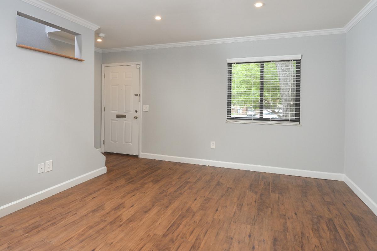 Park Forest Apartments in Affton, MO - Interior 08.jpg
