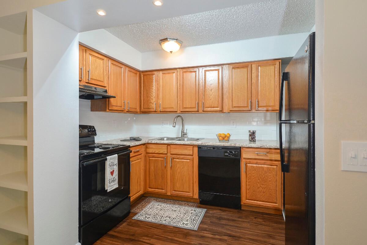 Park Forest Apartments in Affton, MO - Interior 16.jpg