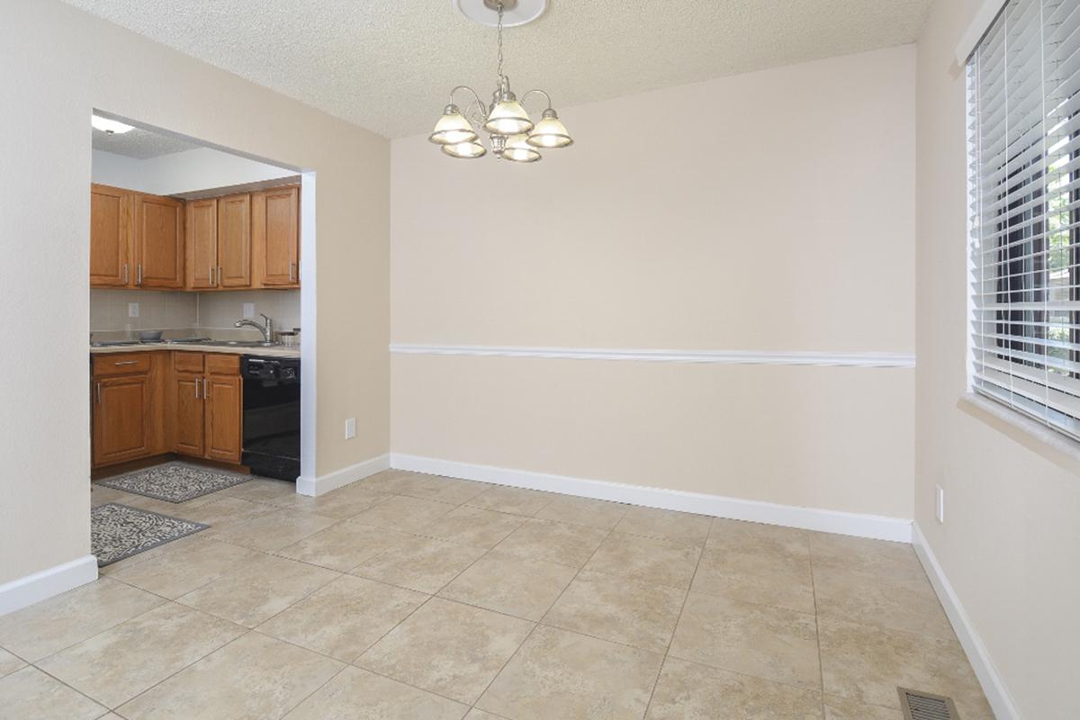 Park Forest Apartments in Affton, MO - Interior 28.jpg