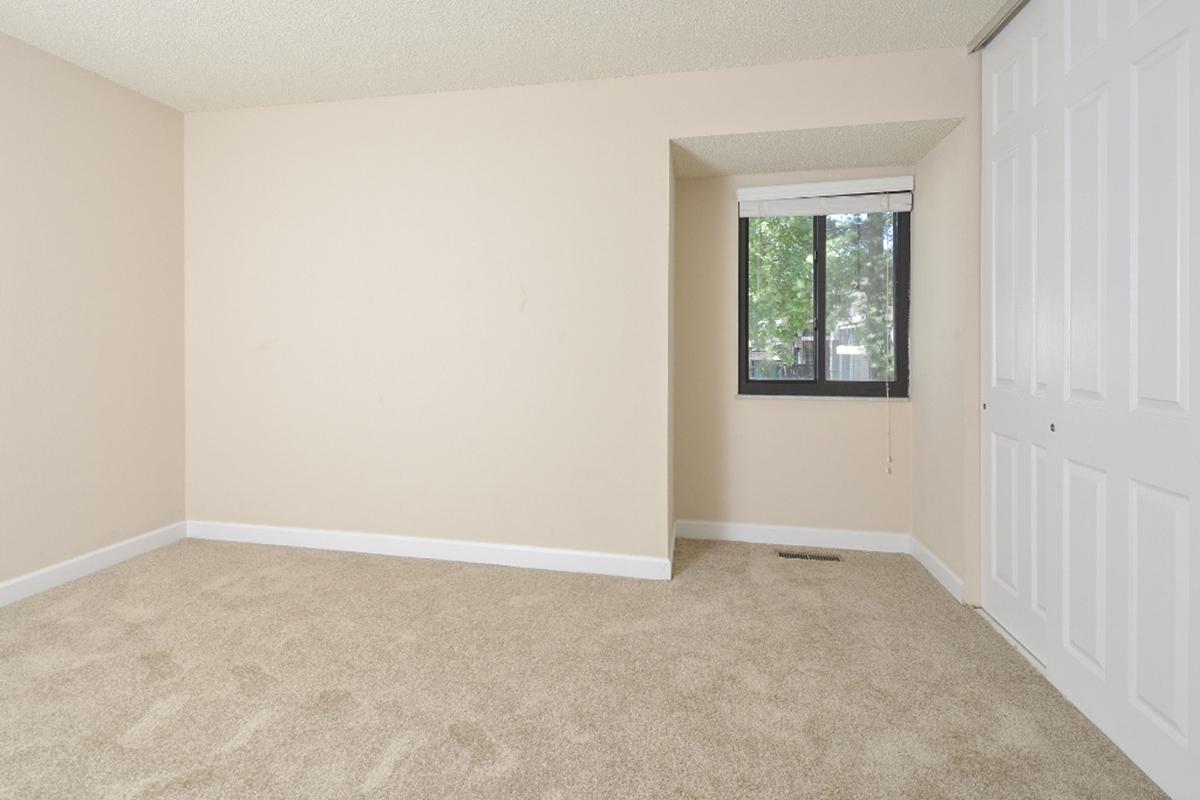 Park Forest Apartments in Affton, MO - Interior 32.jpg