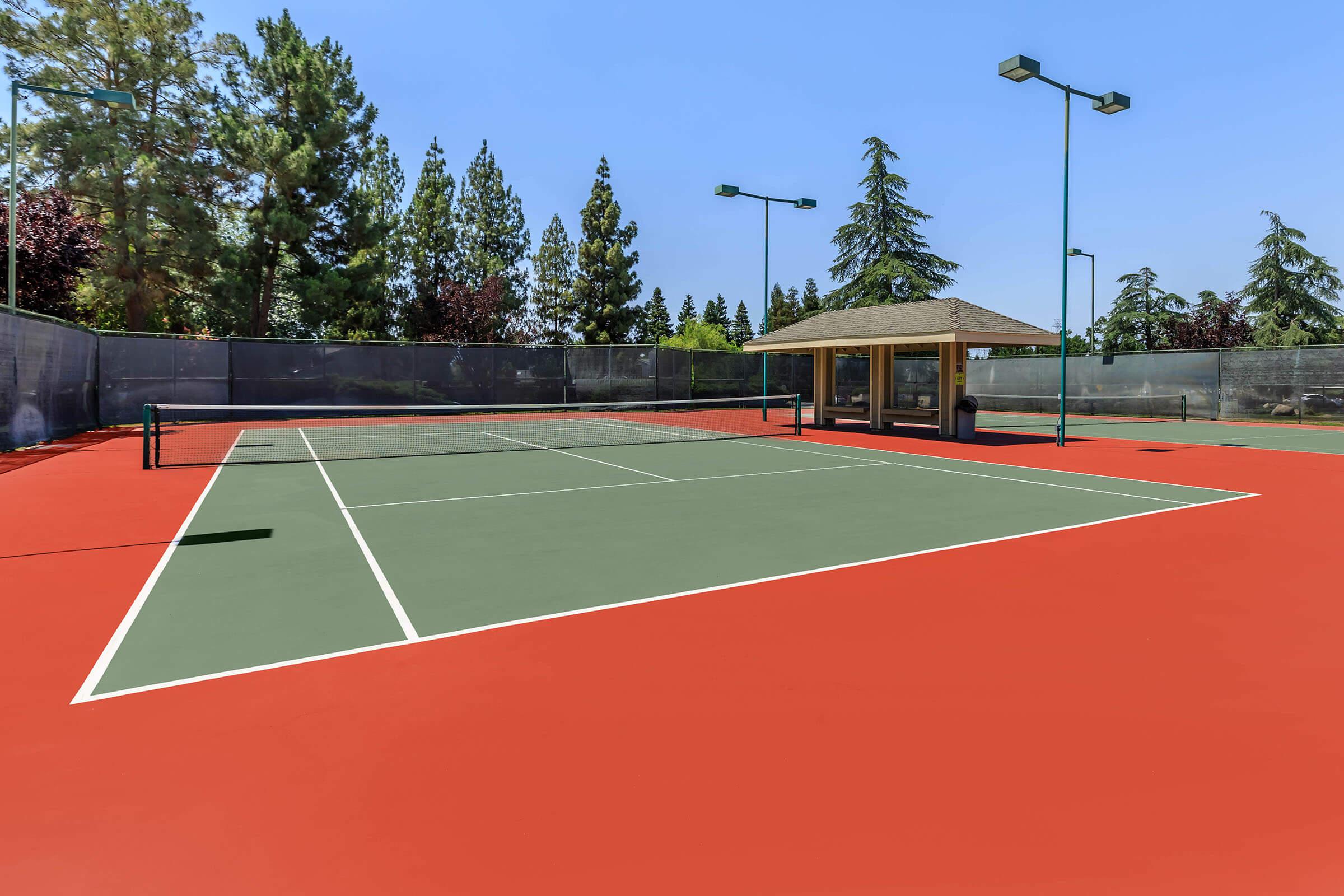 Cambridge Village Apartments tennis courts