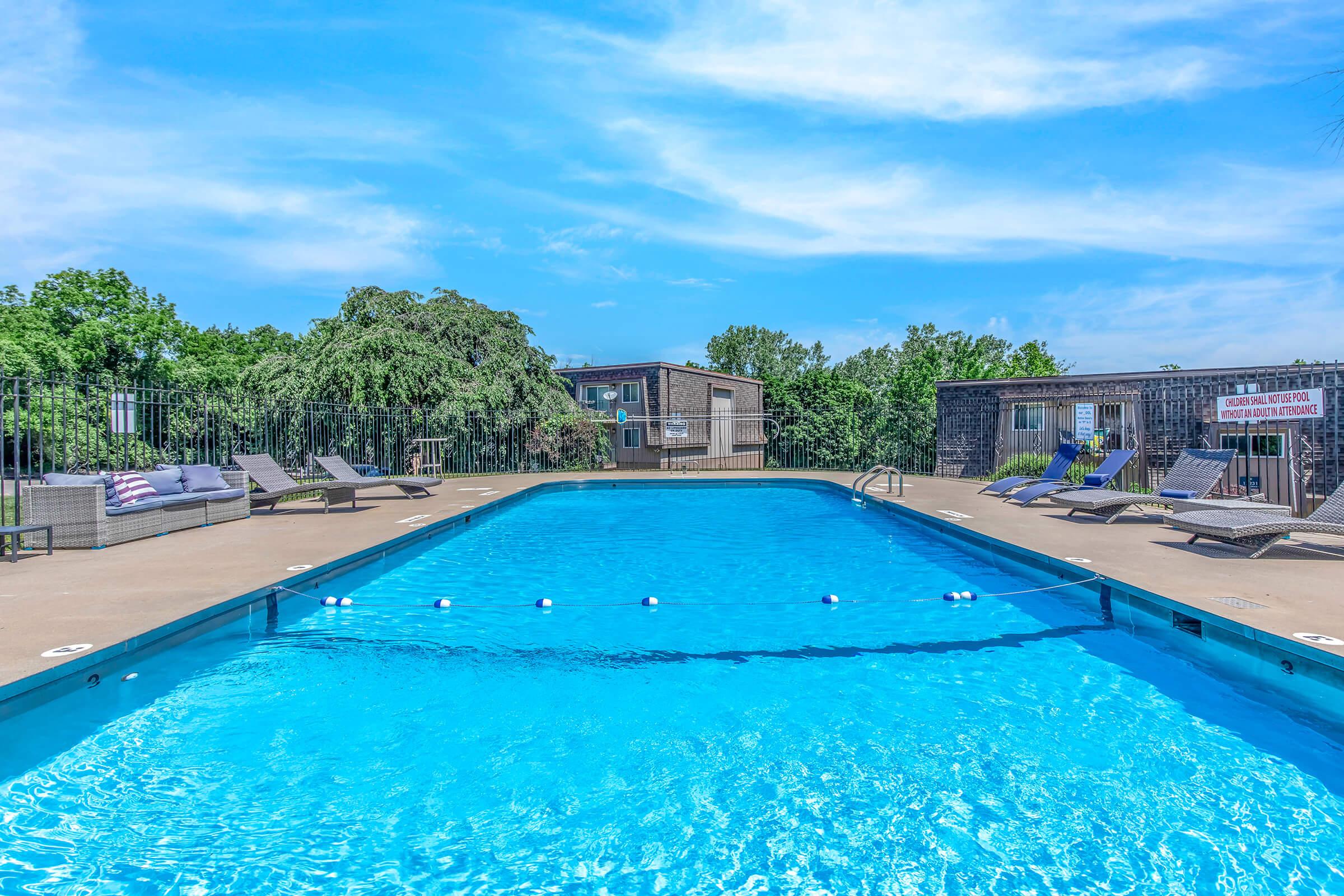 Home Stone Oak Apartments Independence, MO