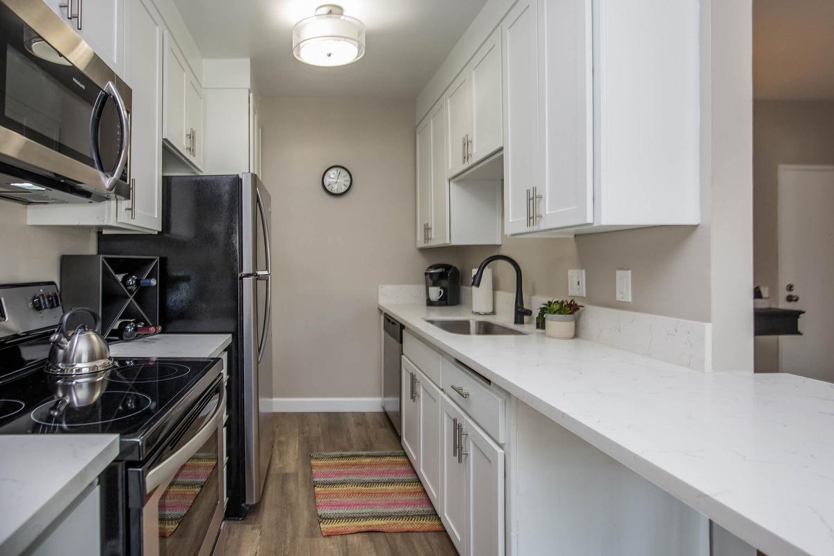Fully-equipped kitchen at 720 Louise