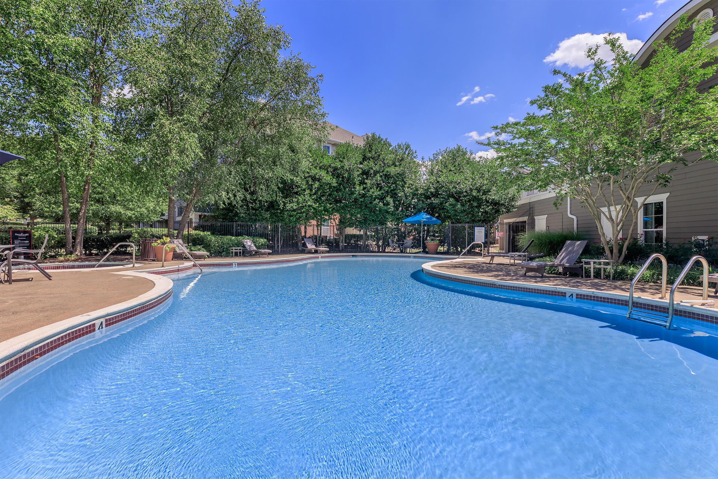 Pool at The Ridgeleigh at Van Dorn in Alexandria, VA