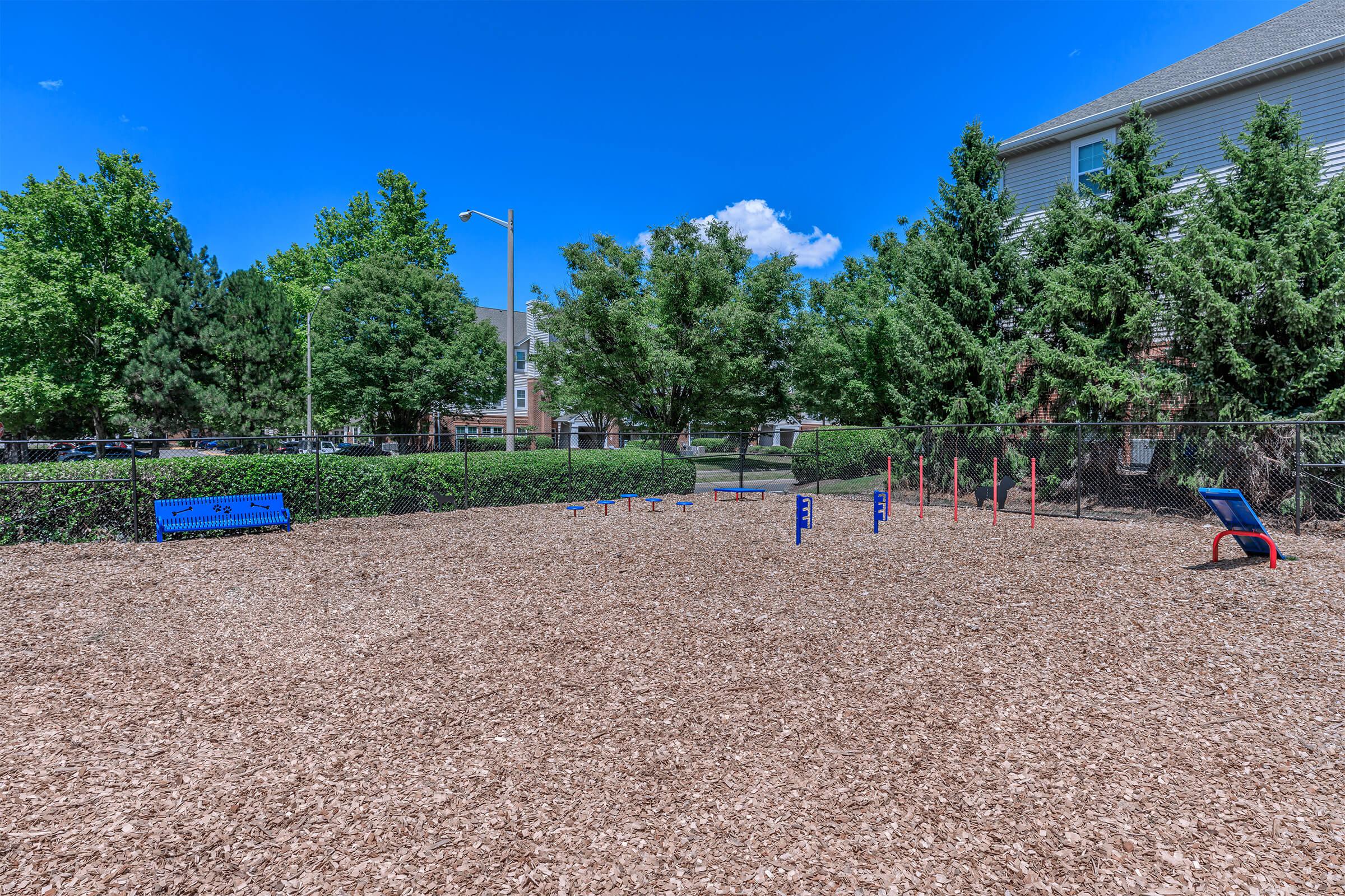 Landscaping at The Ridgeleigh at Van Dorn in Alexandria, VA