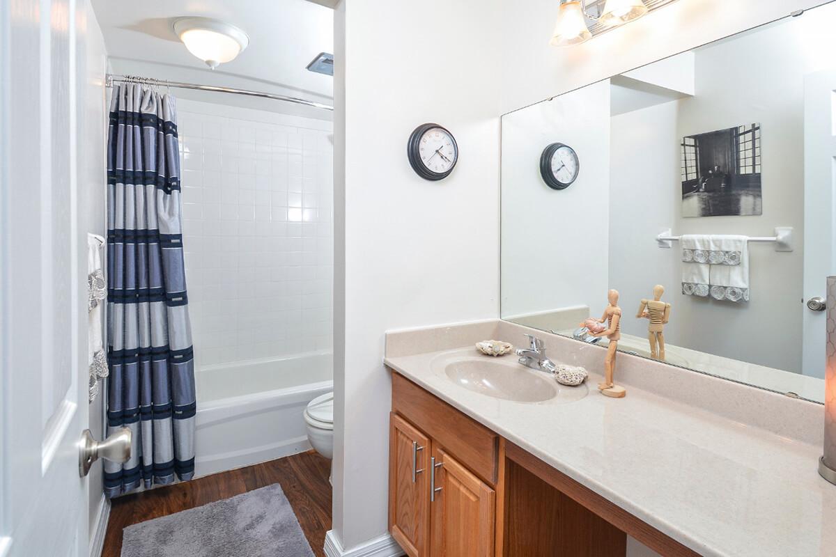 Kensington West Apartments in Ballwin, MO - Interior 08.jpg
