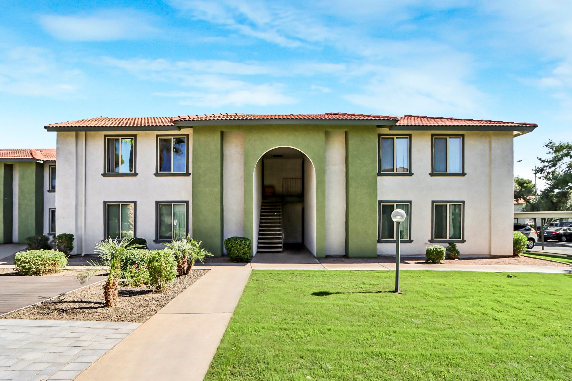 Sahara/Playa Palms Apartments