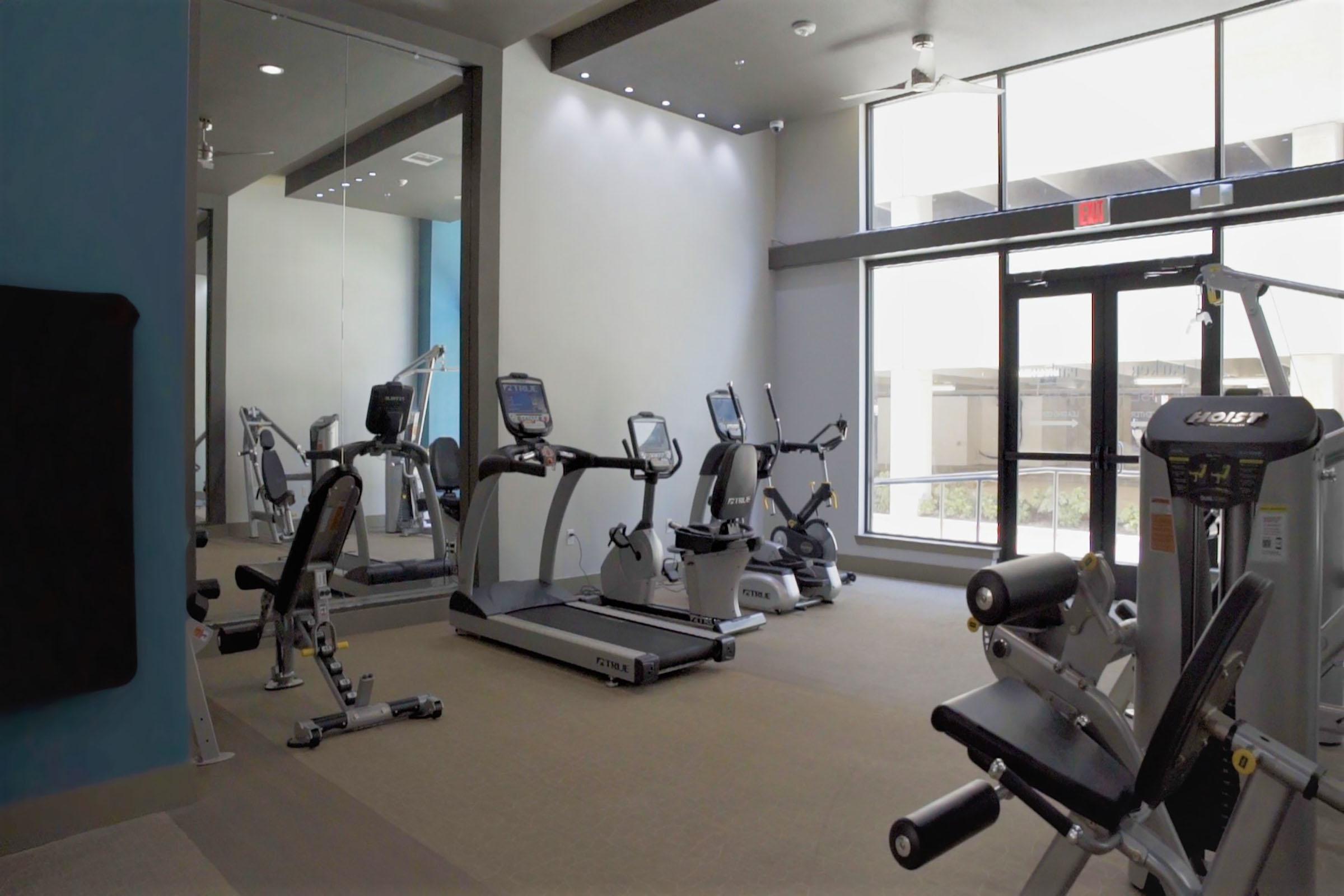 STATE-OF-THE-ART FITNESS CENTER