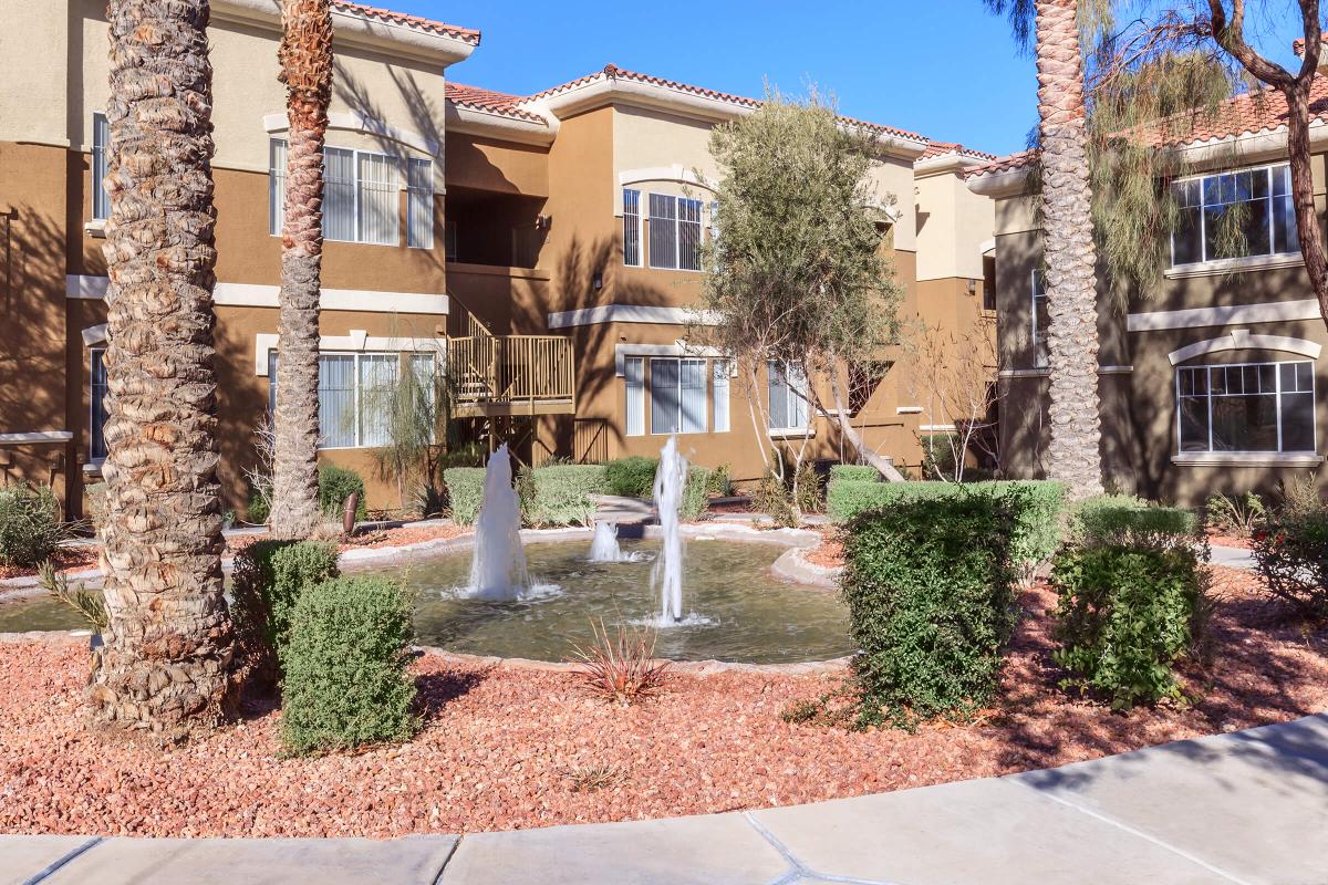 CASCADING WATER FEATURES AT LAS VEGAS APARTMENT HOMES