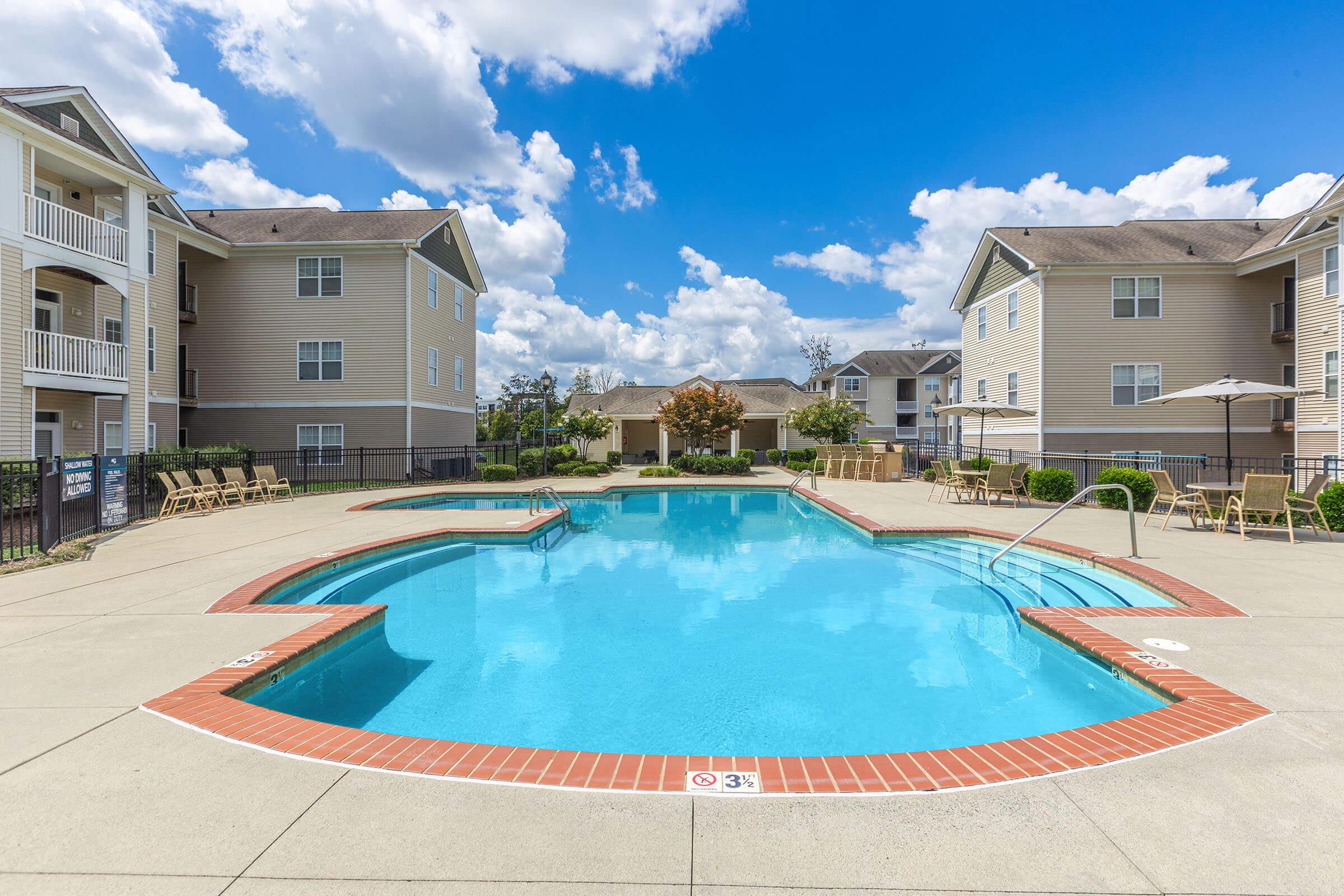 a pool outside of a building