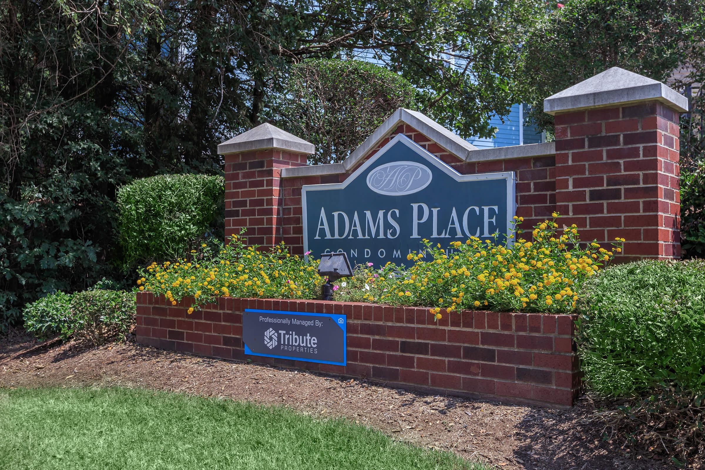 Beautiful Landscaping At Mallard Glen In Charlotte, NC