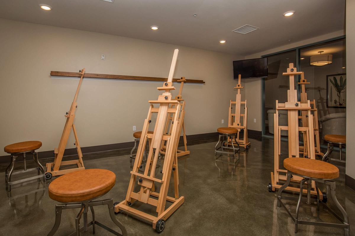 Luxaira art room with easels