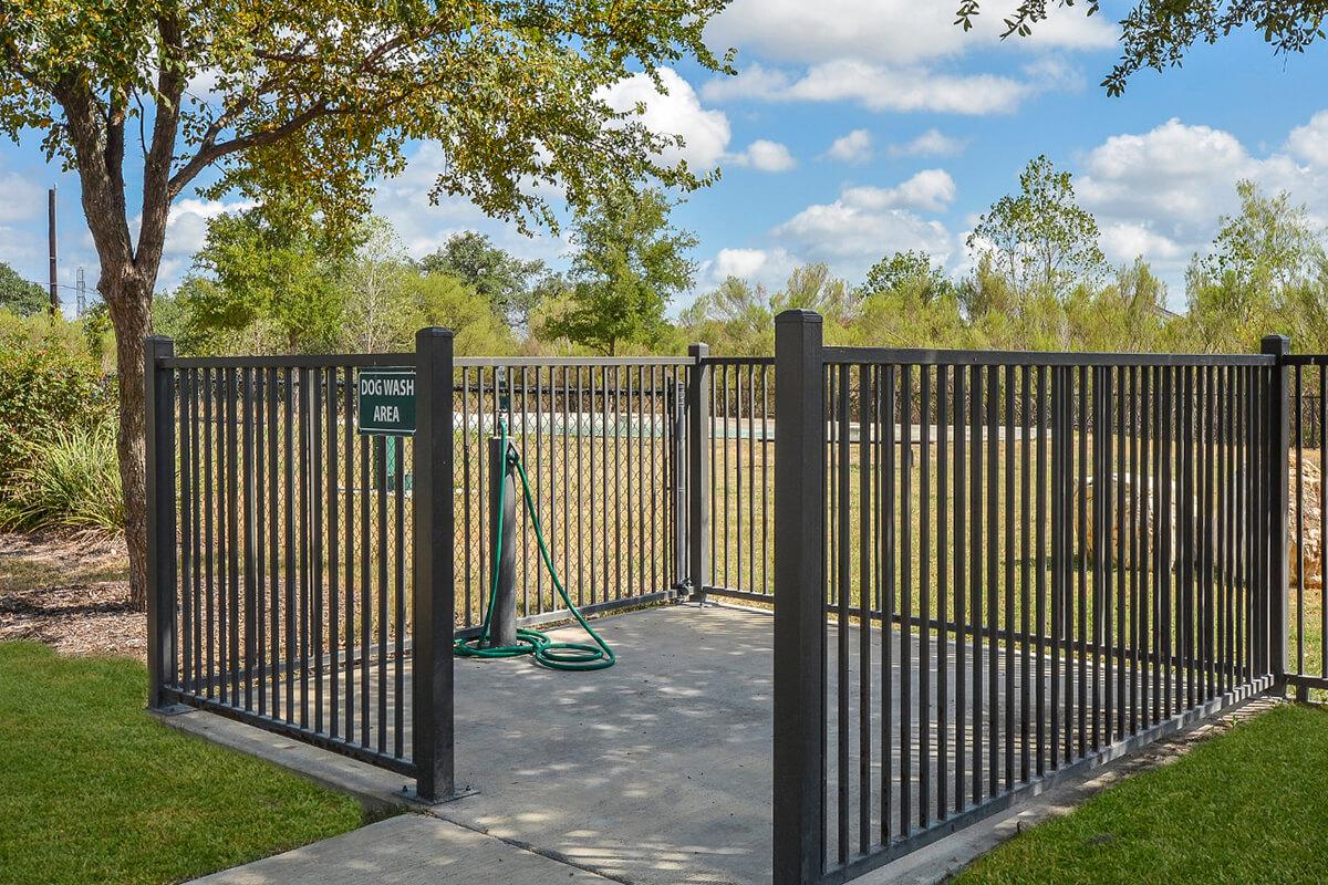 Boulder Creek Apartments in San Antonio, TX - Dog Park 03.jpg