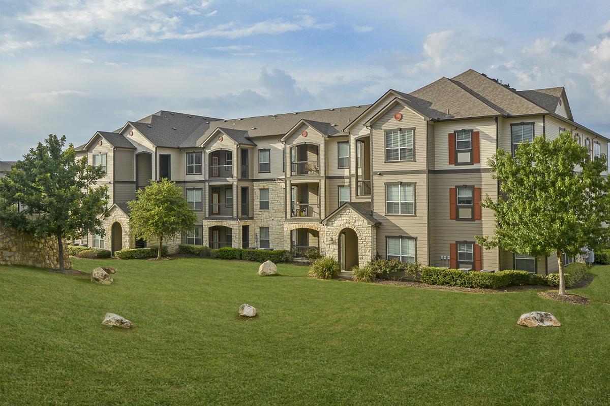 Boulder Creek Apartments in San Antonio, TX - Exterior 12.jpg