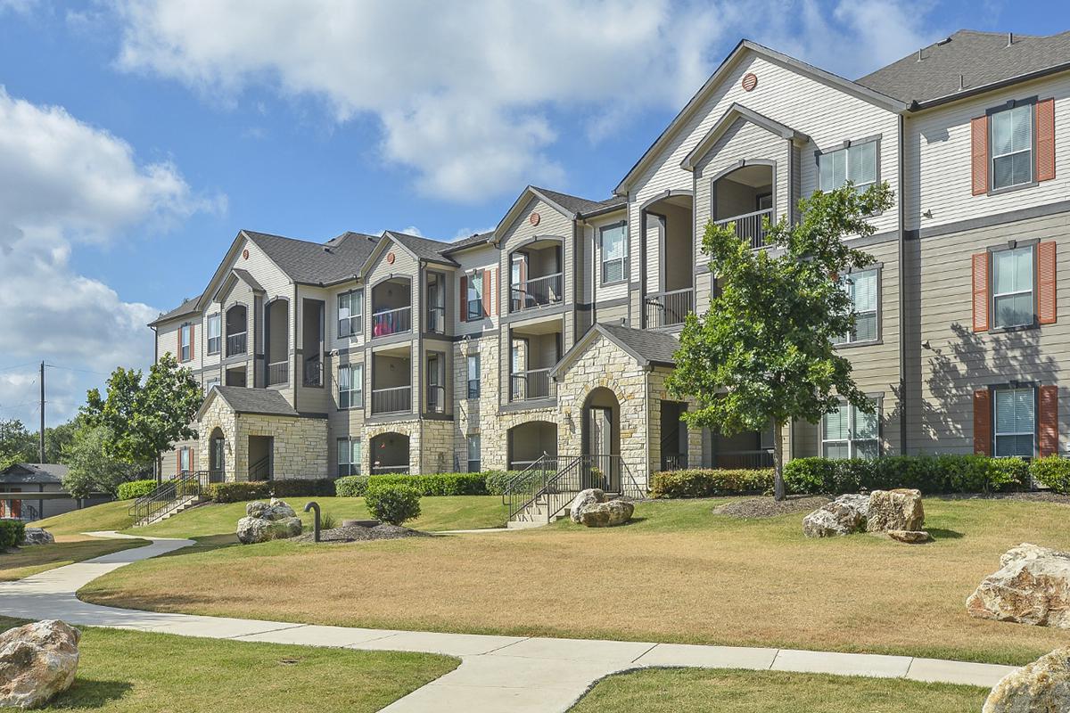 Boulder Creek Apartments in San Antonio, TX - Exterior 15.jpg