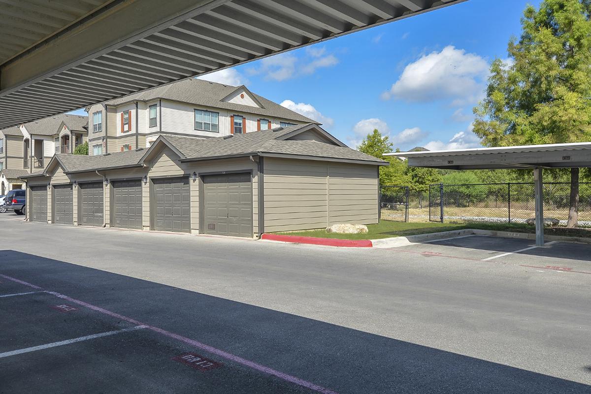 Boulder Creek Apartments in San Antonio, TX - Exterior 20.jpg