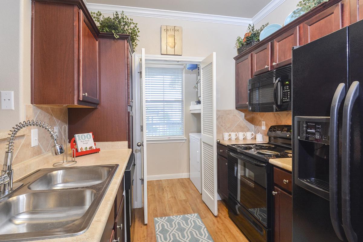 Boulder Creek Apartments in San Antonio, TX - Interior 05.jpg