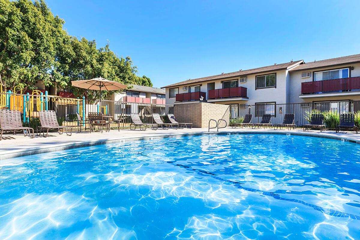 Del Amo Apartment Homes Apartments in Anaheim, CA