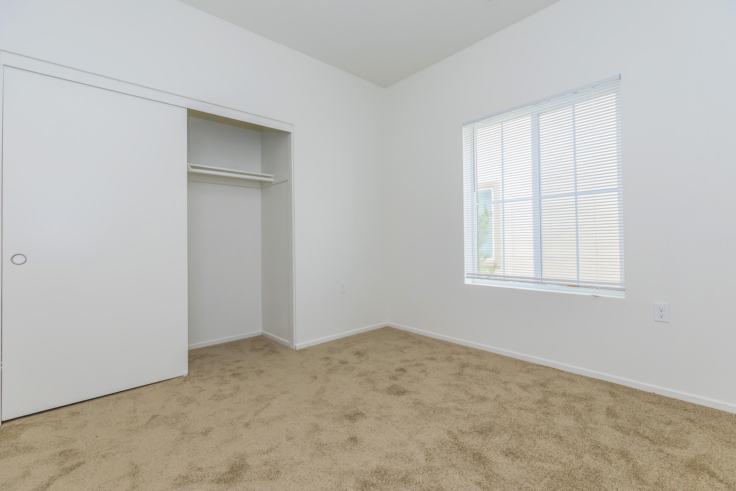 Bedroom with carpet