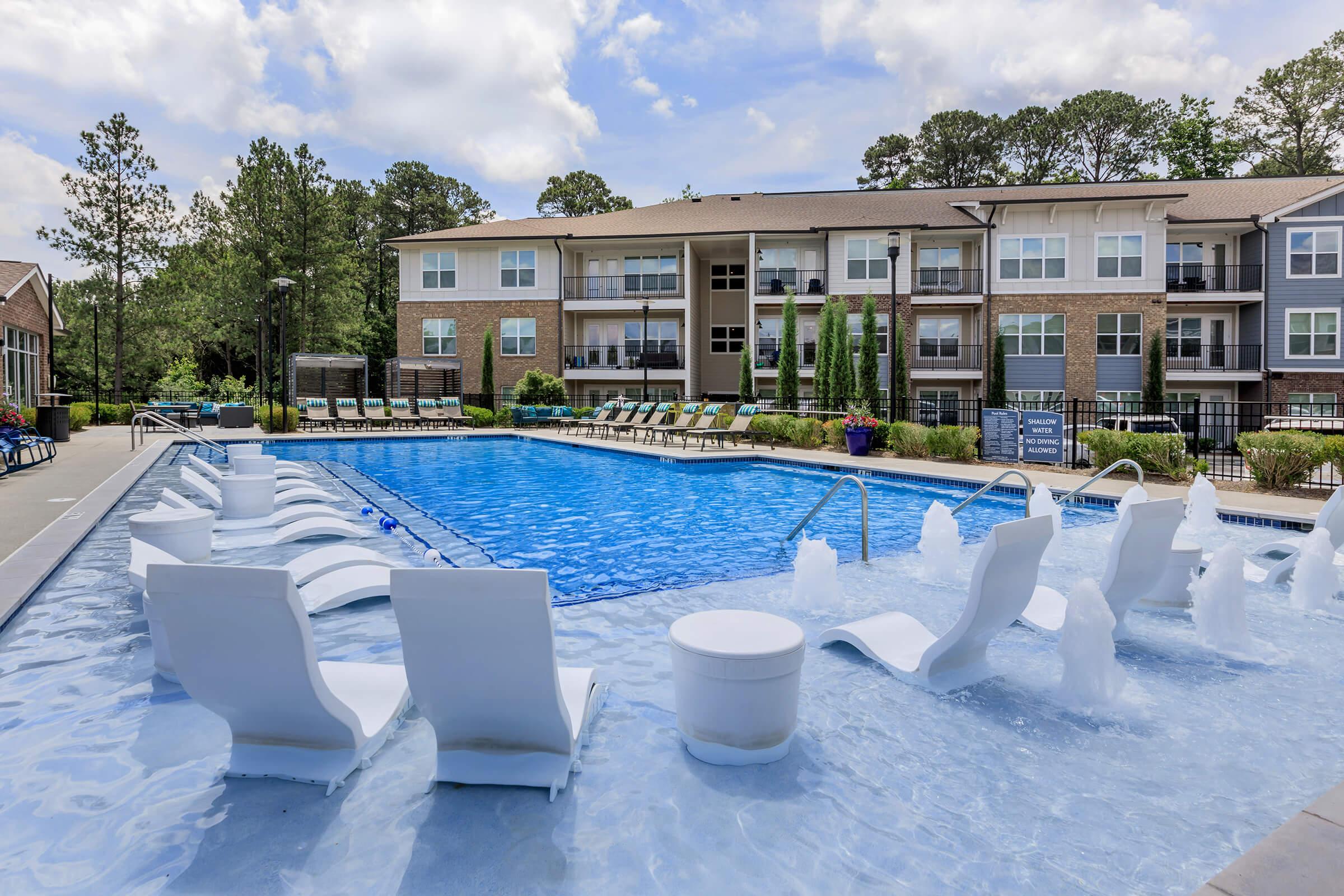 Live in Luxury at Sugarloaf Grove Apartments in Lawrence, GA