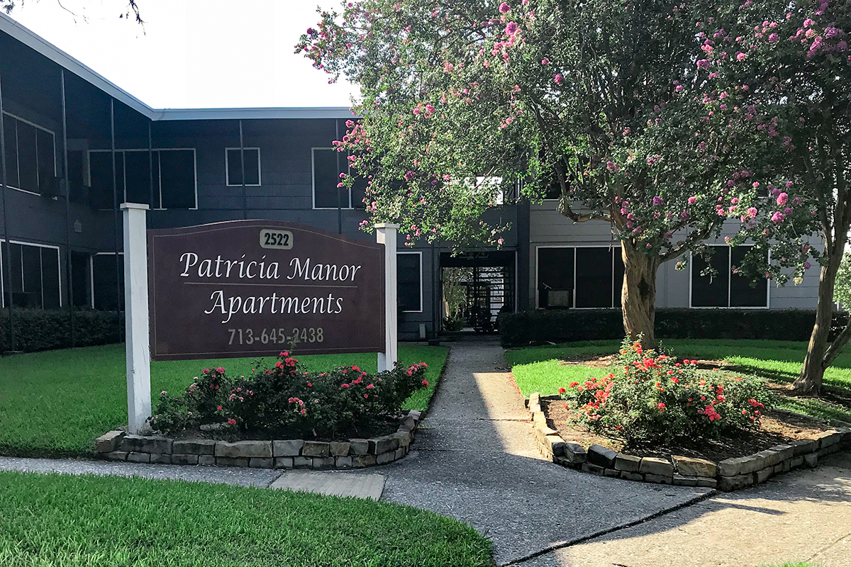 Picture of Patricia Manor