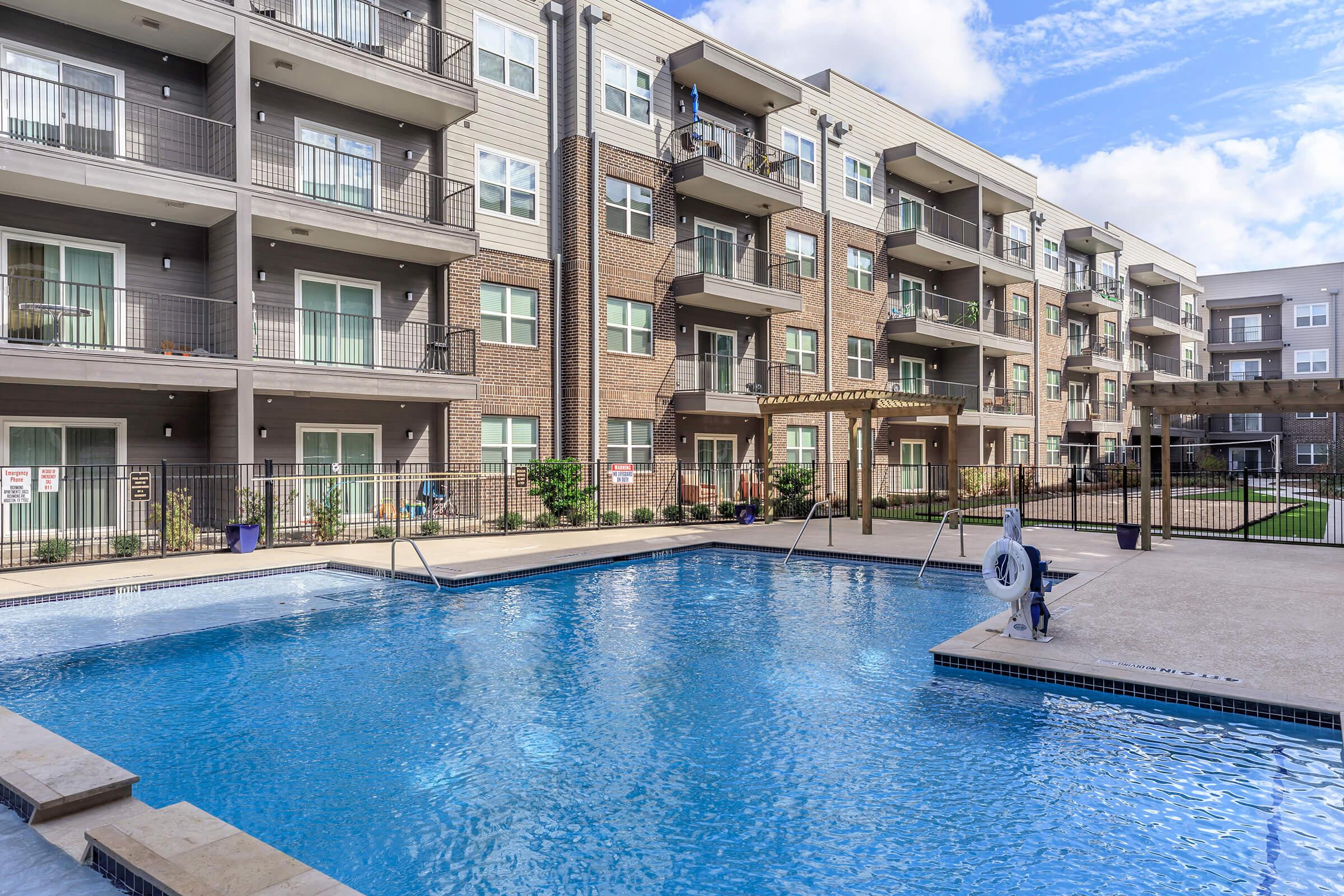 Richmond Estates Apartments in Houston, TX