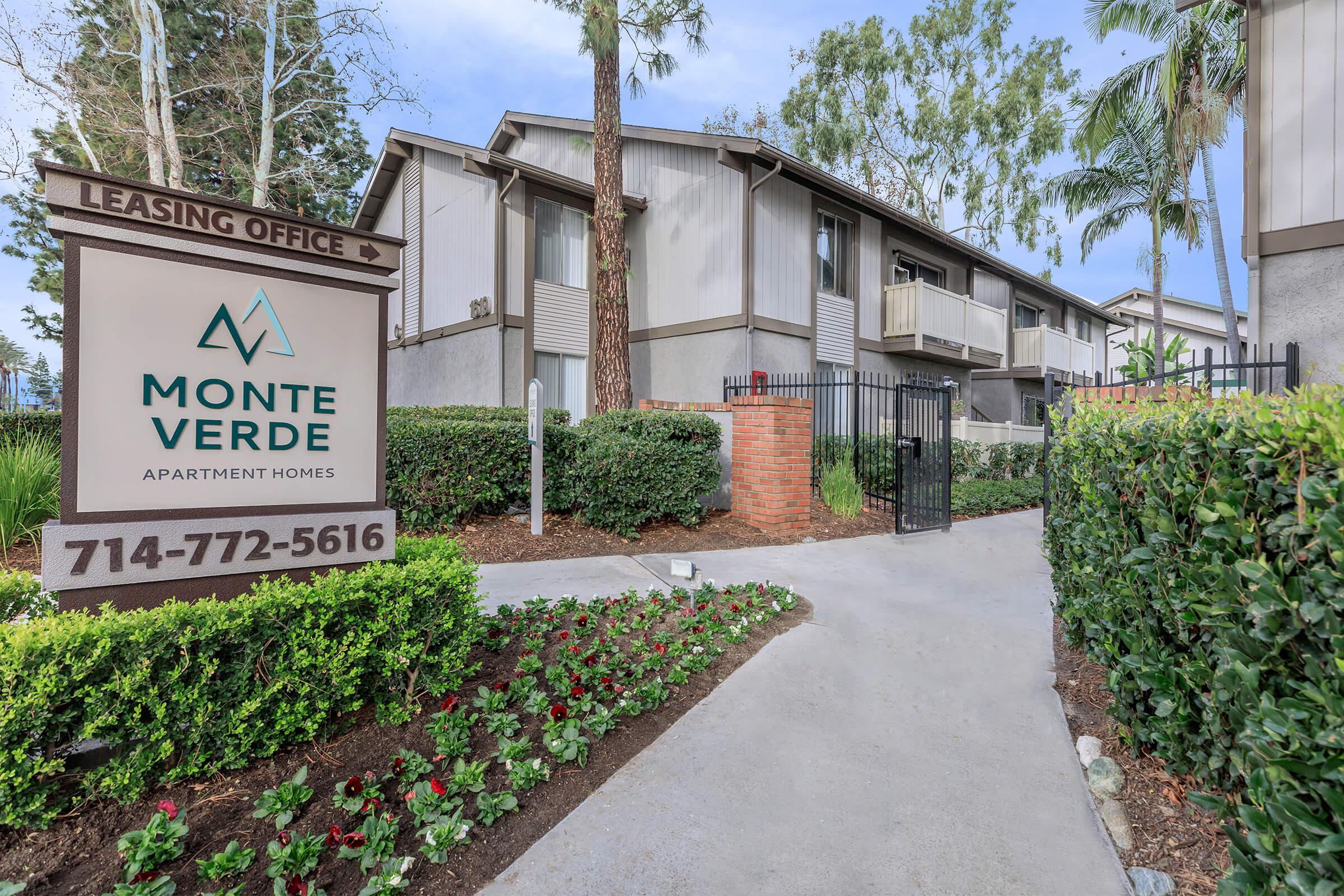 Monte Verde Apartment Homes monument sign