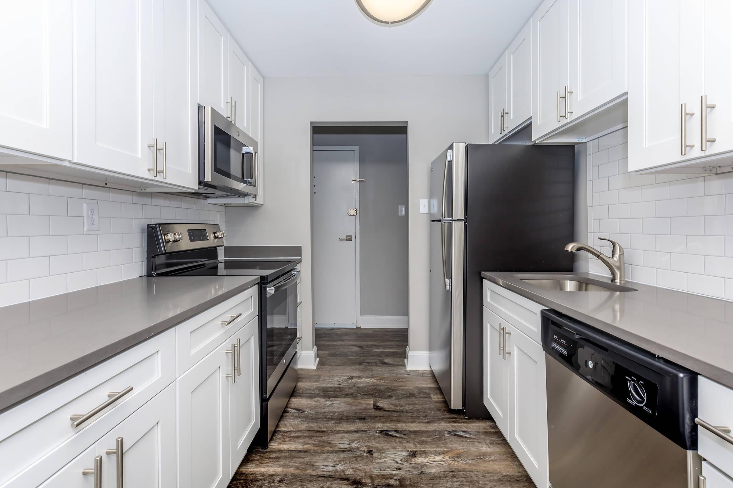 Kitchen at The Allante Apartments in Alexandria, VA