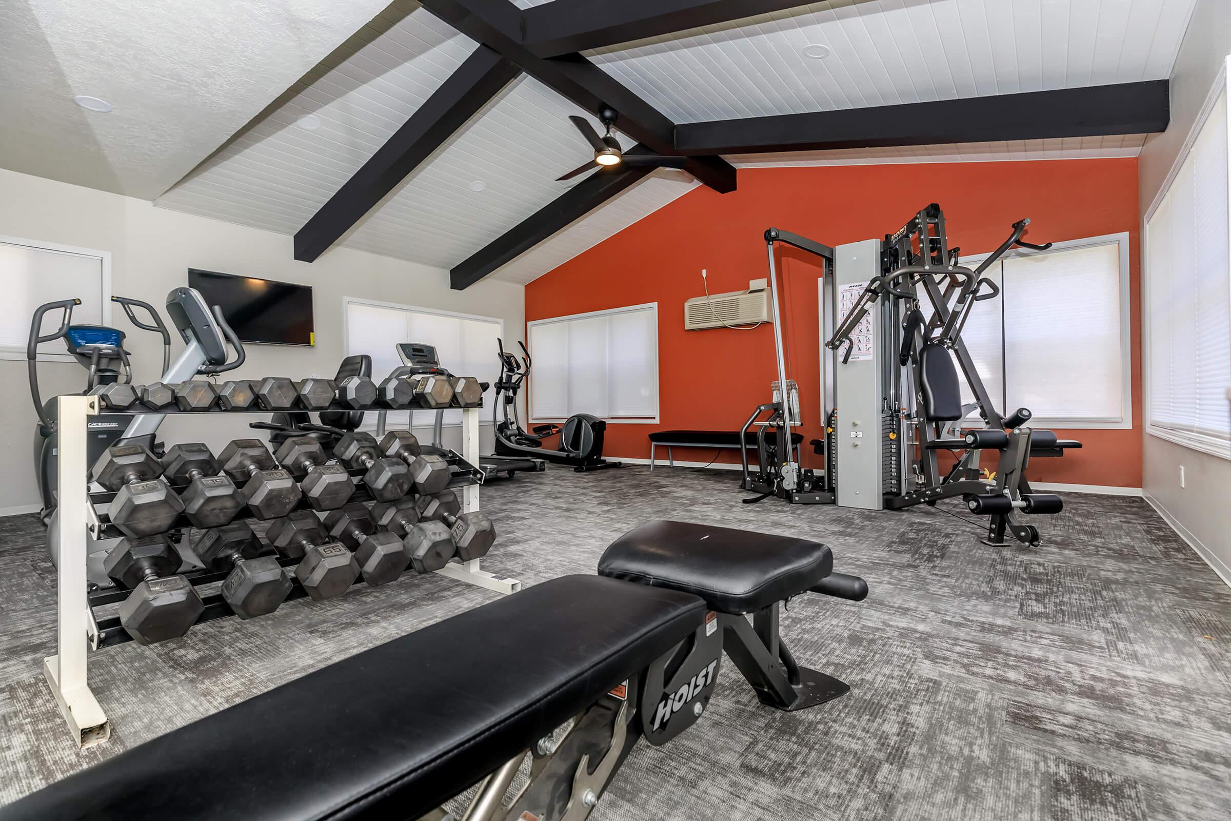 State-of-the-art Fitness Center - The Overlook Apartments - Albuquerque - New Mexico 
