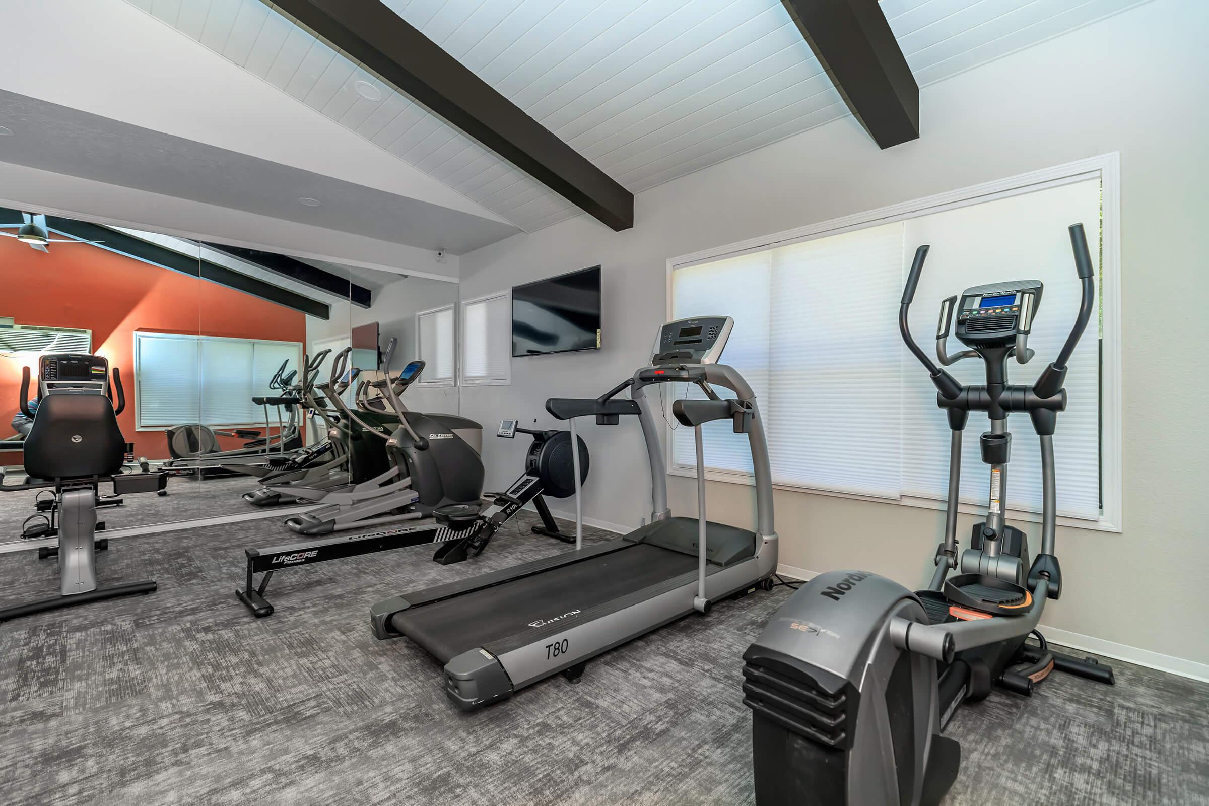 State-of-the-art Fitness Center - The Overlook Apartments - Albuquerque - New Mexico 
