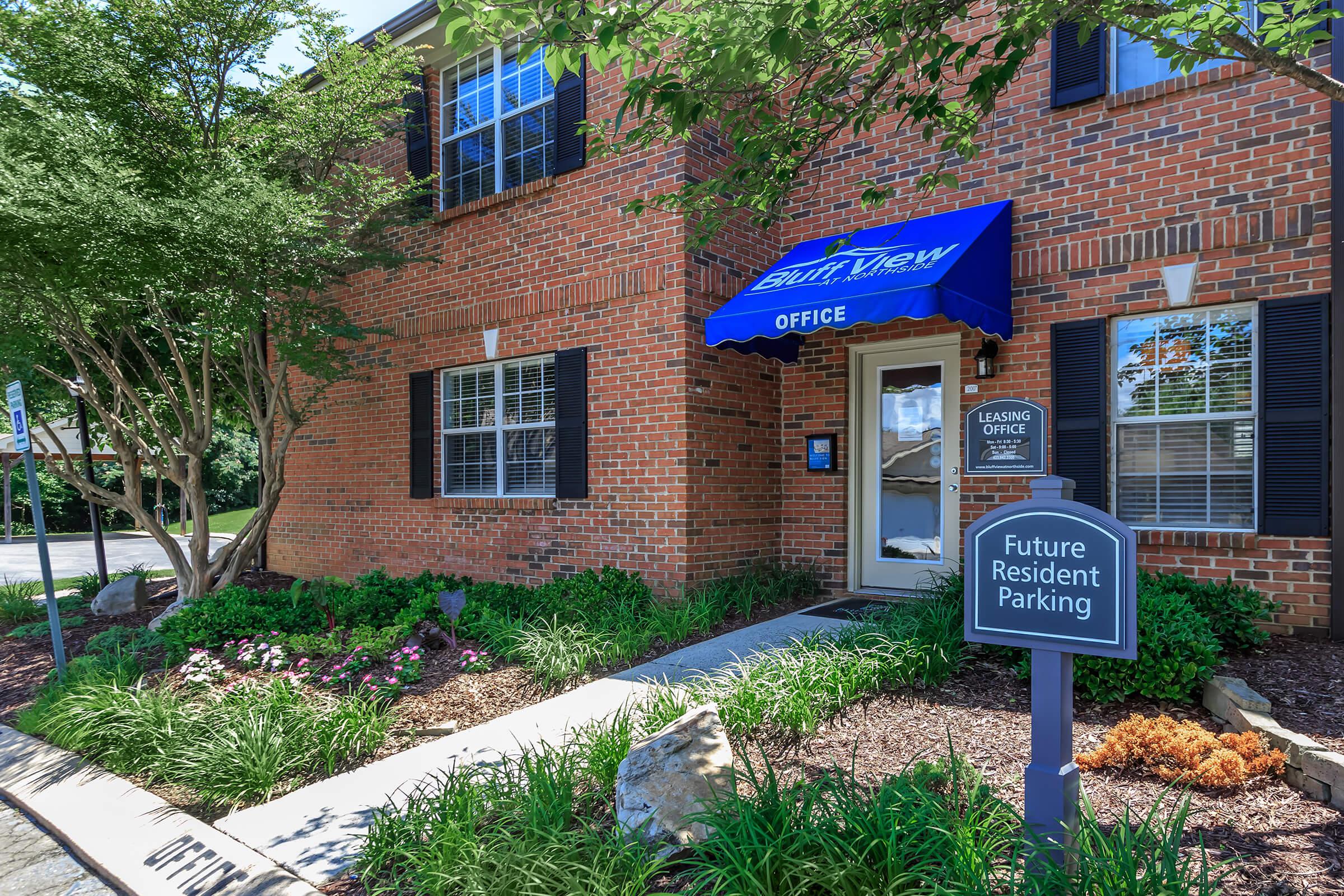 Leasing Office at Bluff View at Northside Apartments