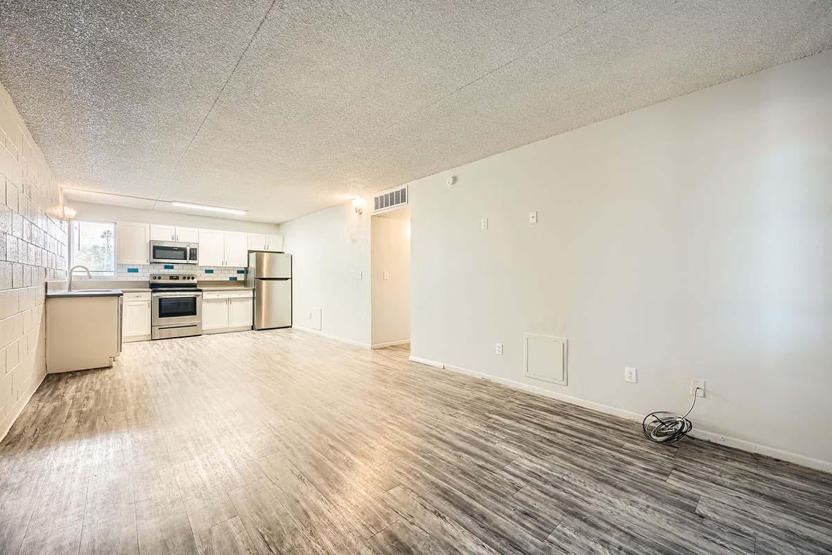 1920 N 1st Ave #105A - Web Quality - 003 - 04 Living Room.jpg