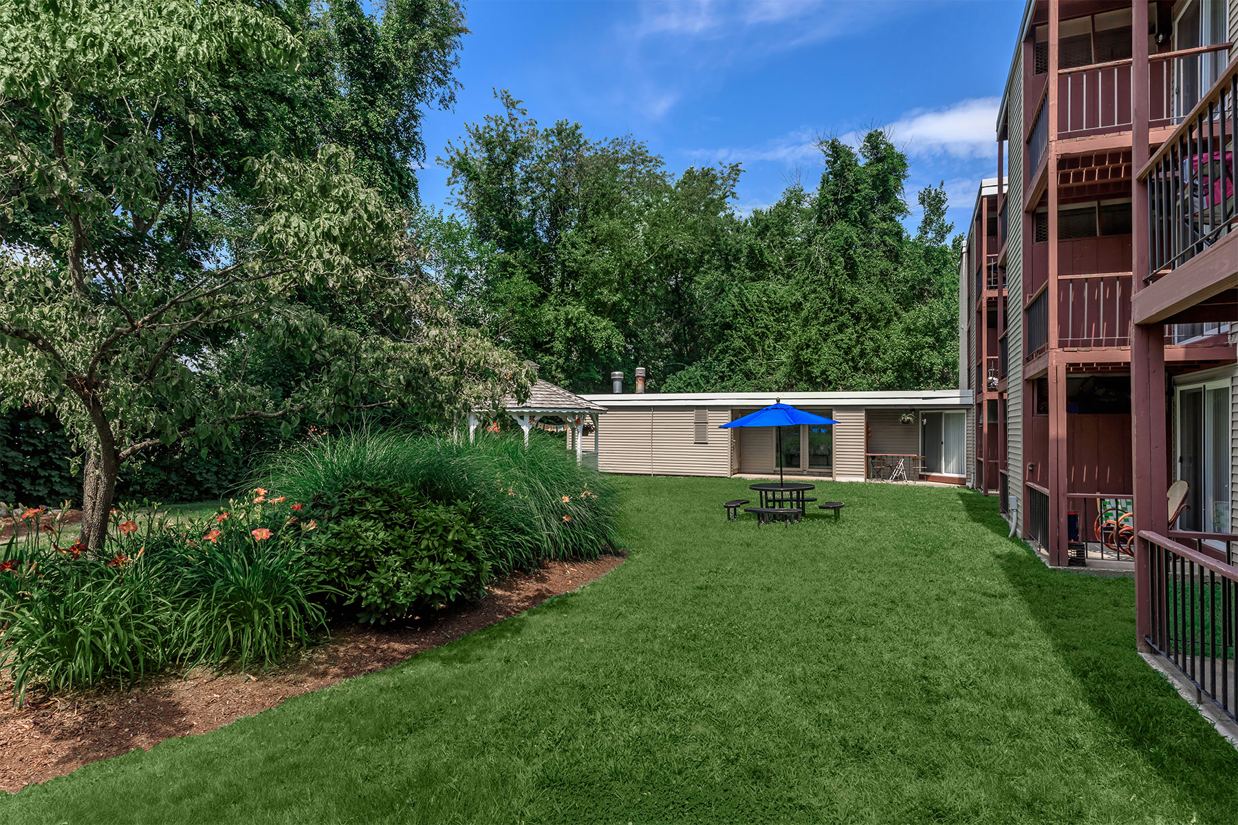 Autumn Ridge Apartment Living in East Haven, CT