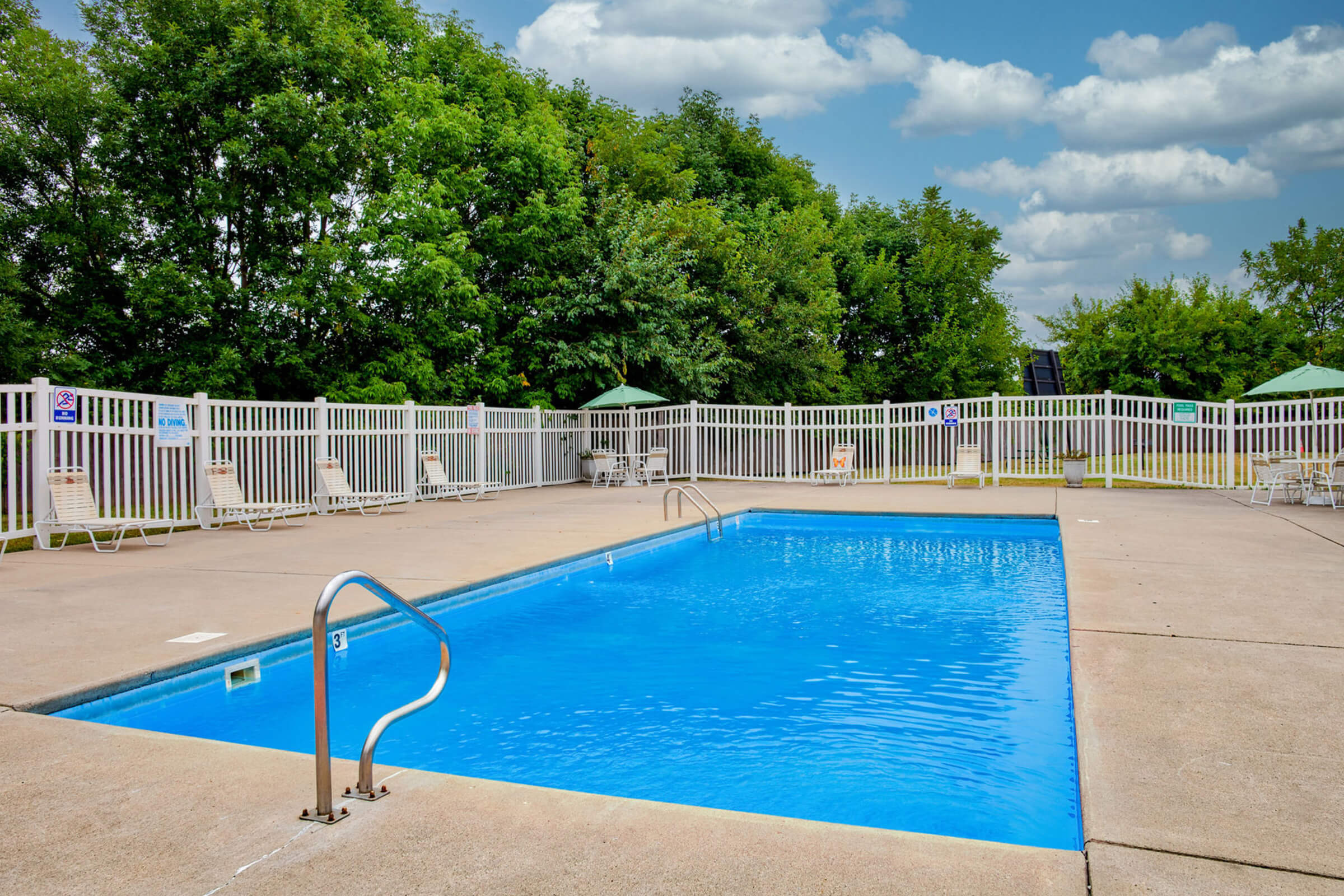 The Oasis Apartment Living in Indianapolis, IN