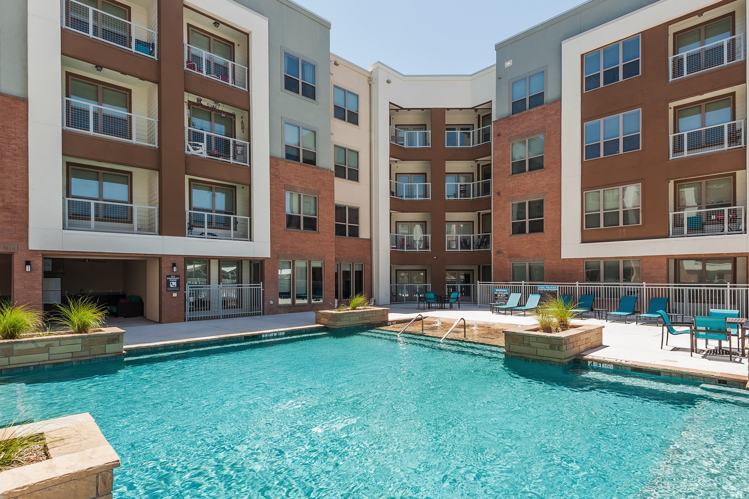 404 Border Apartments in Arlington, TX