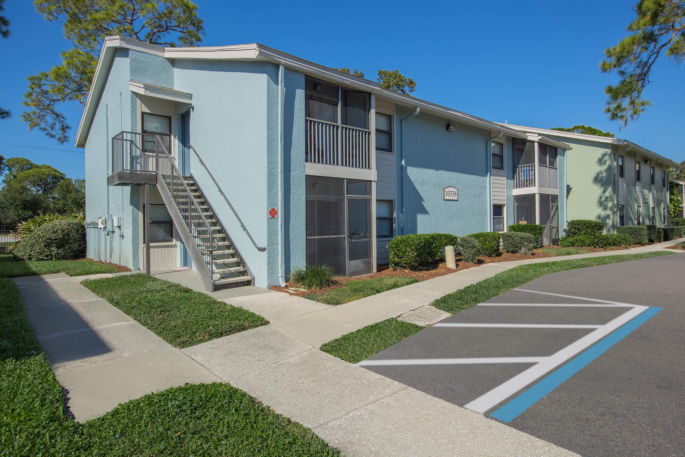 SIENNA BAY IN ST. PETERSBURG, FLORIDA