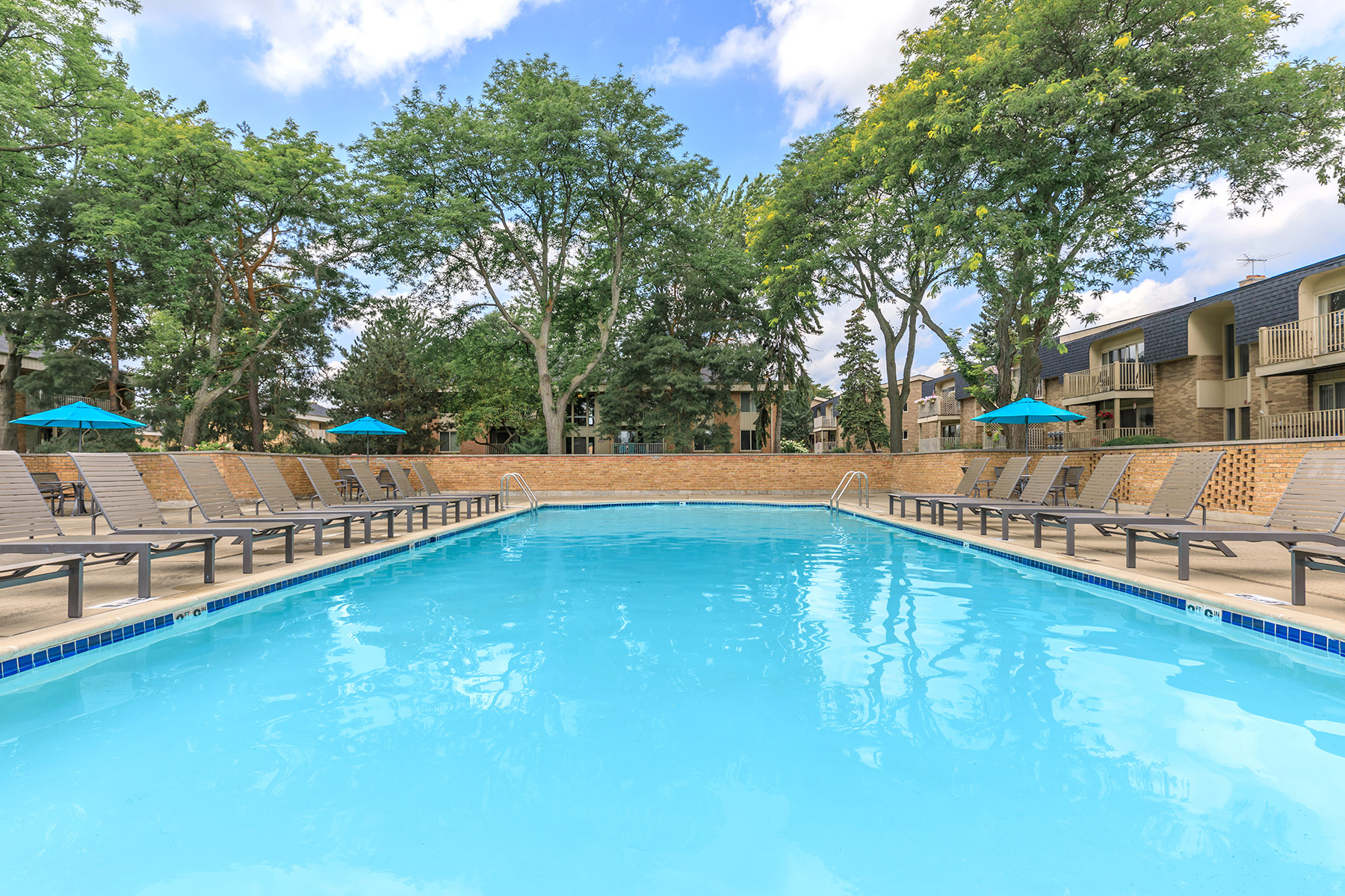 Somerset Park Apartments - Apartments in Troy, MI