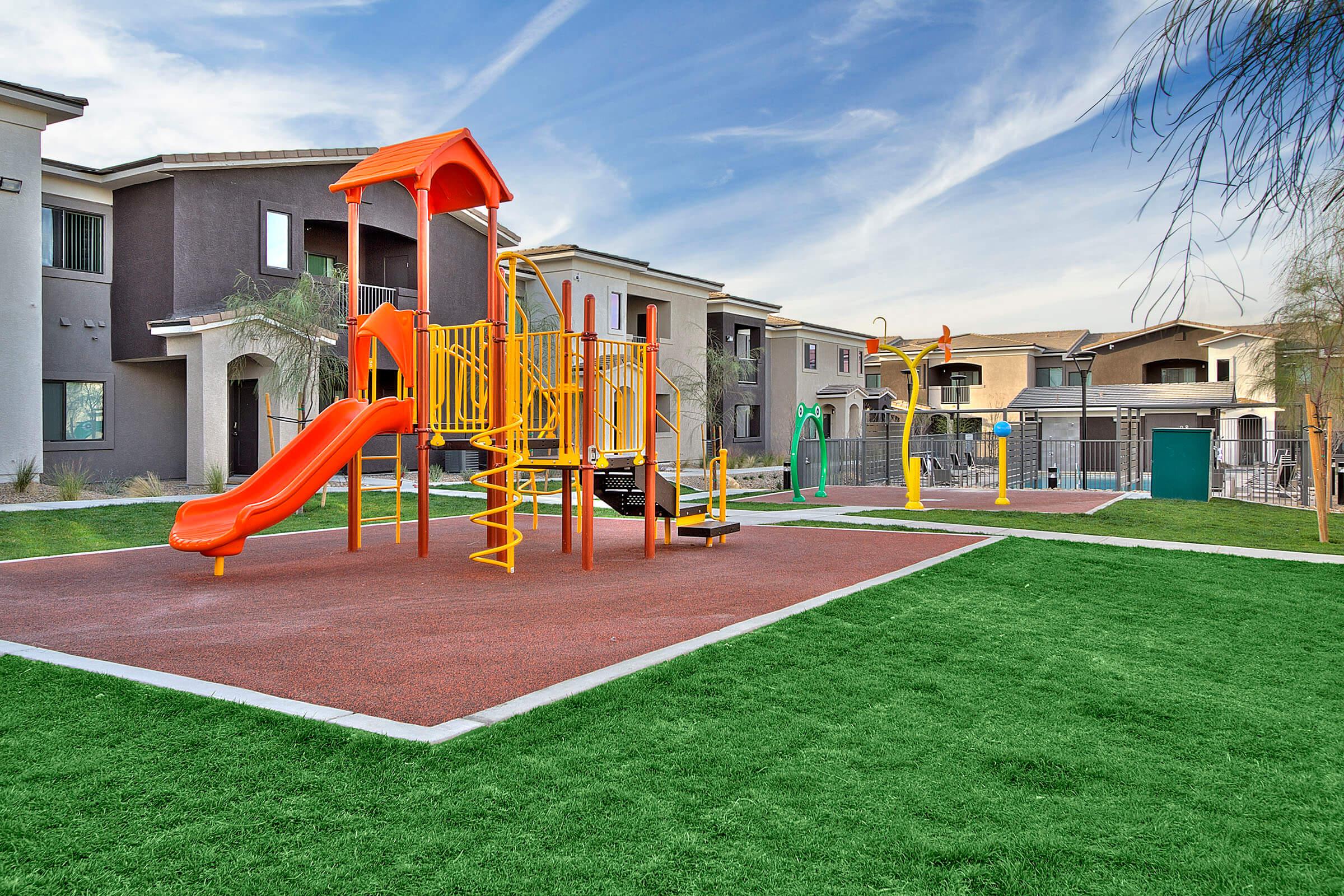 PLAY AREA AND SPLASH PAD