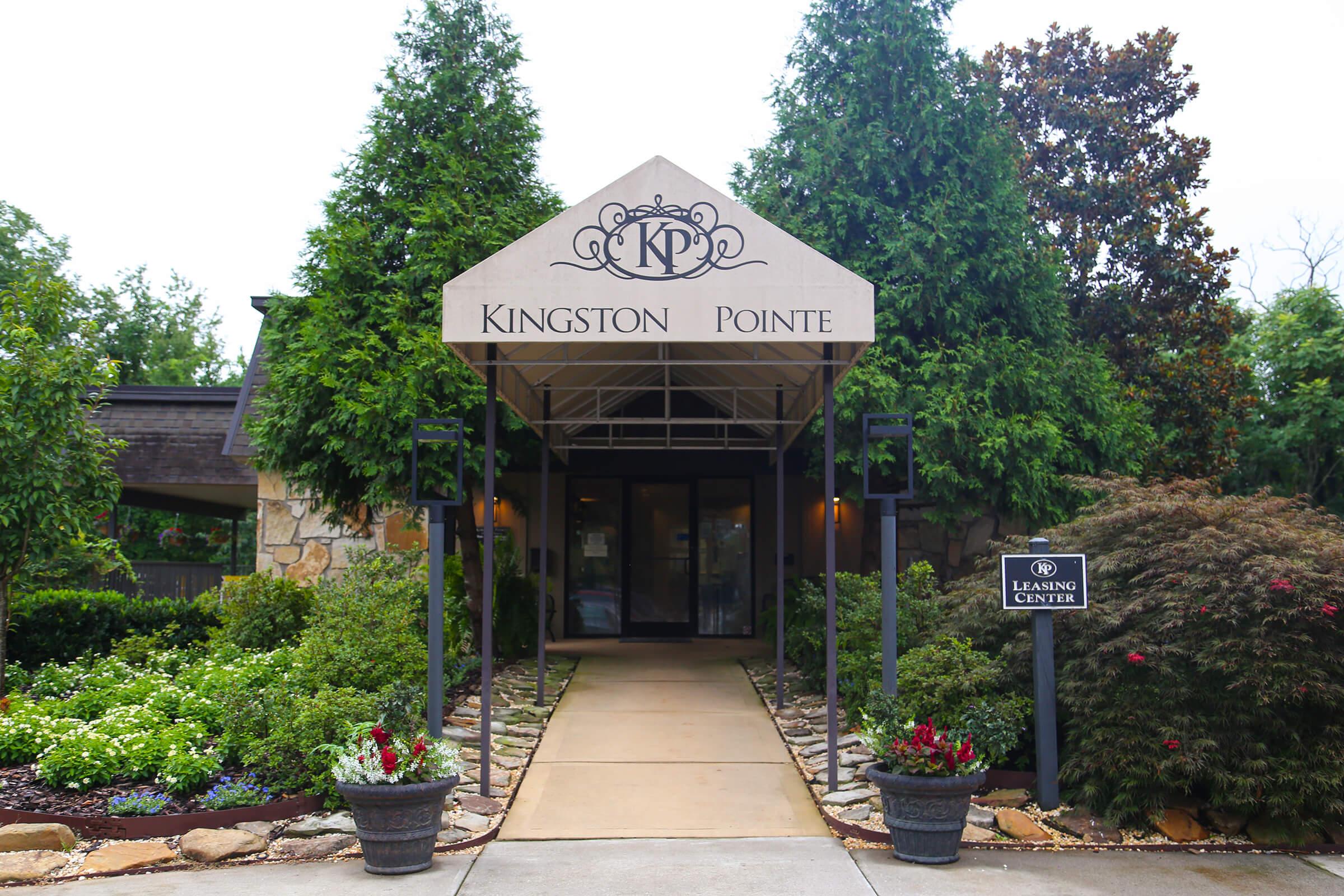 Welcome to Kingston Pointe Apartments in Knoxville, Tn