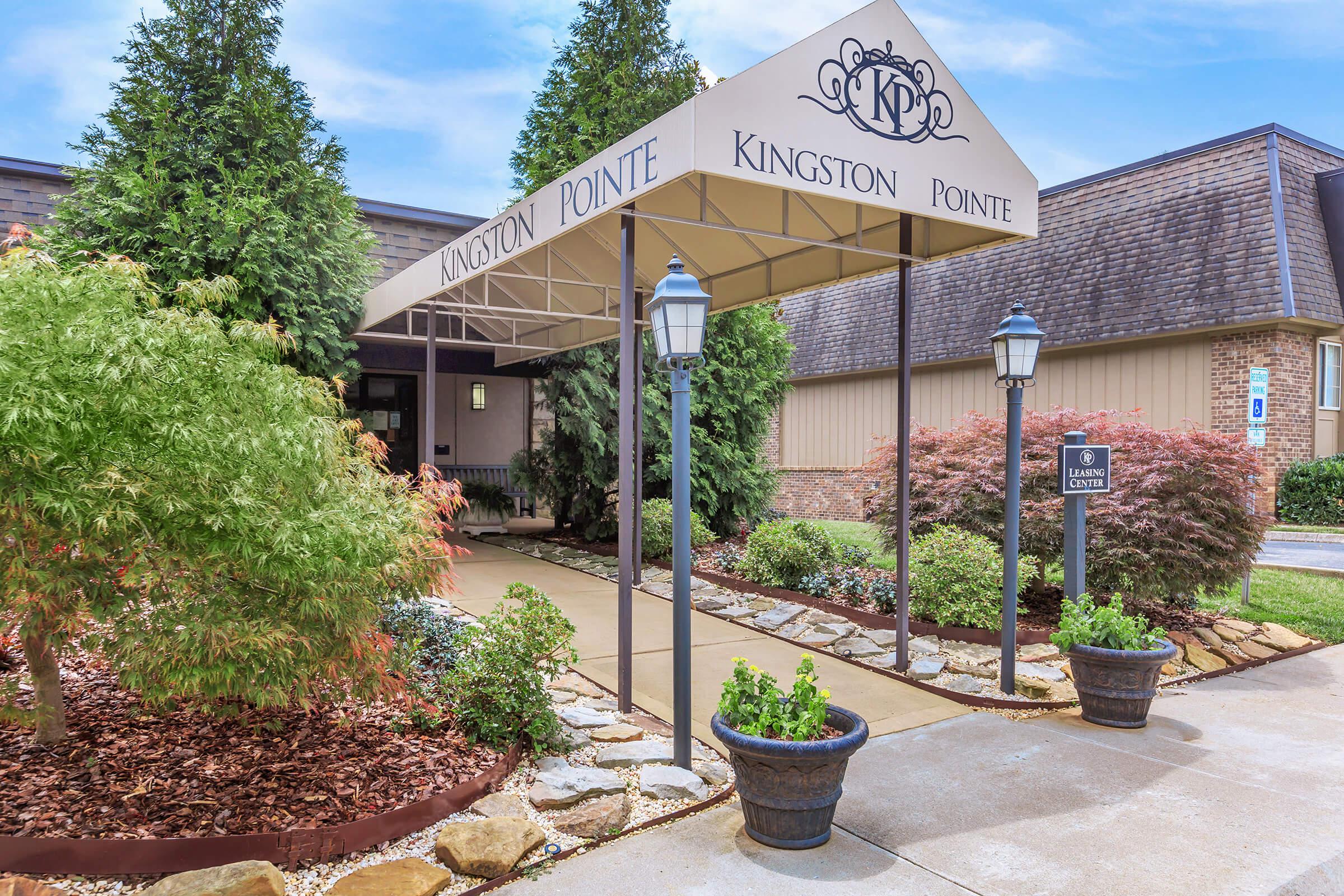 Welcome home to Kingston Pointe Apartments in Knoxville, Tennessee
