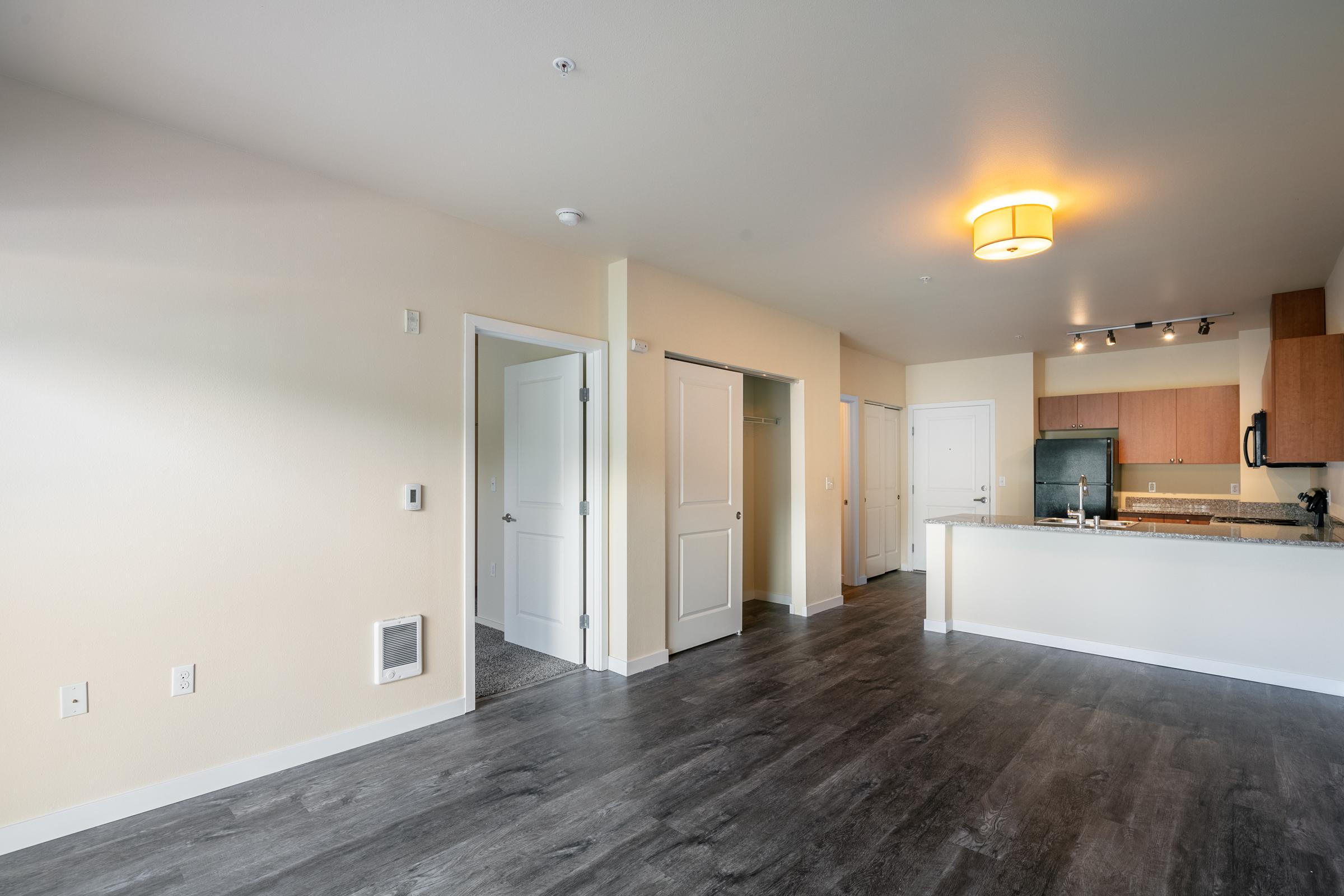 Redmond Square Apartments, Redmond WA