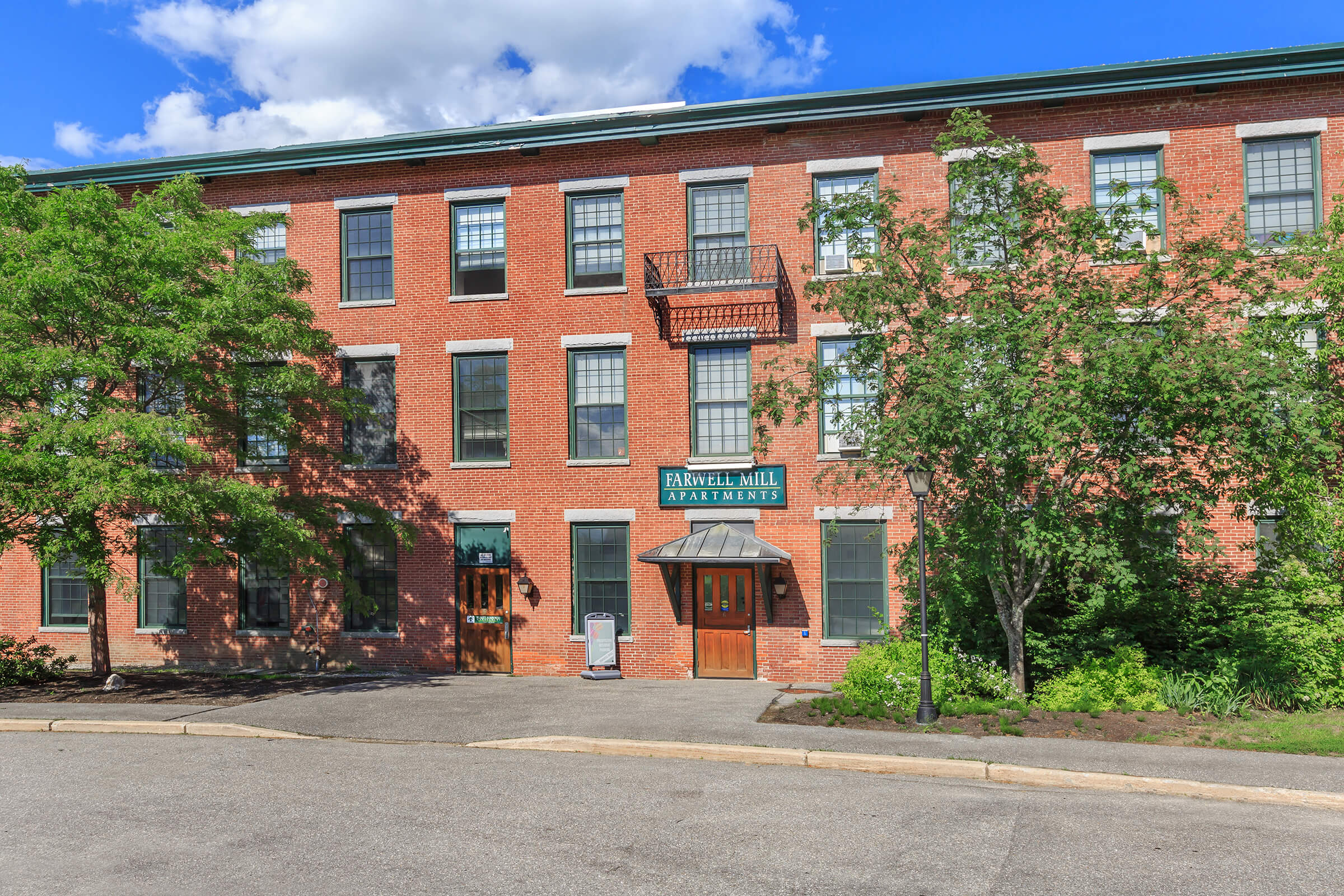 Rent At Your Fingertips Access Suffolk Countys Finest Craigslist Apartments On The Go - s1r1ao3