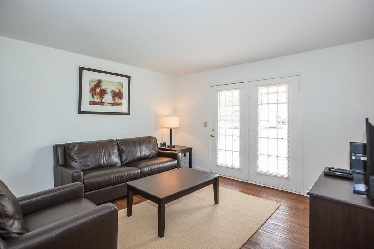 Living Room at Rutherford Woodlands in Murfreesboro, TN