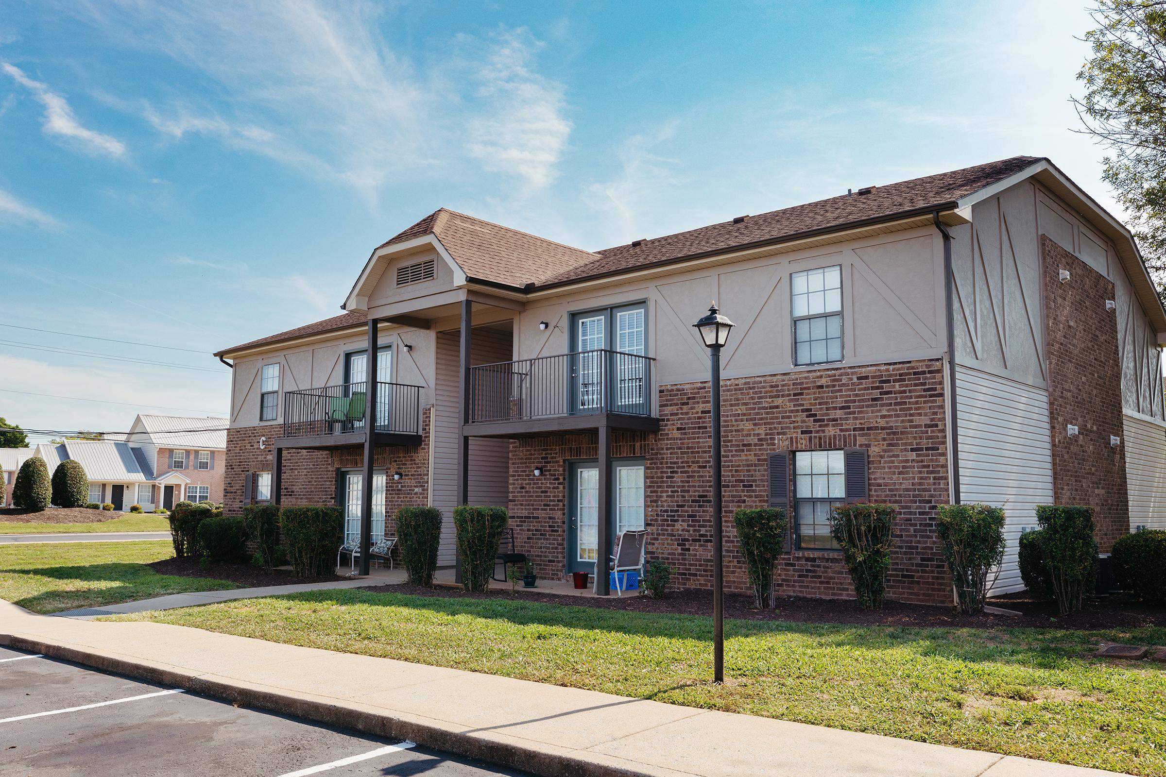 Patio and balconies at Rutherford Woodlands.