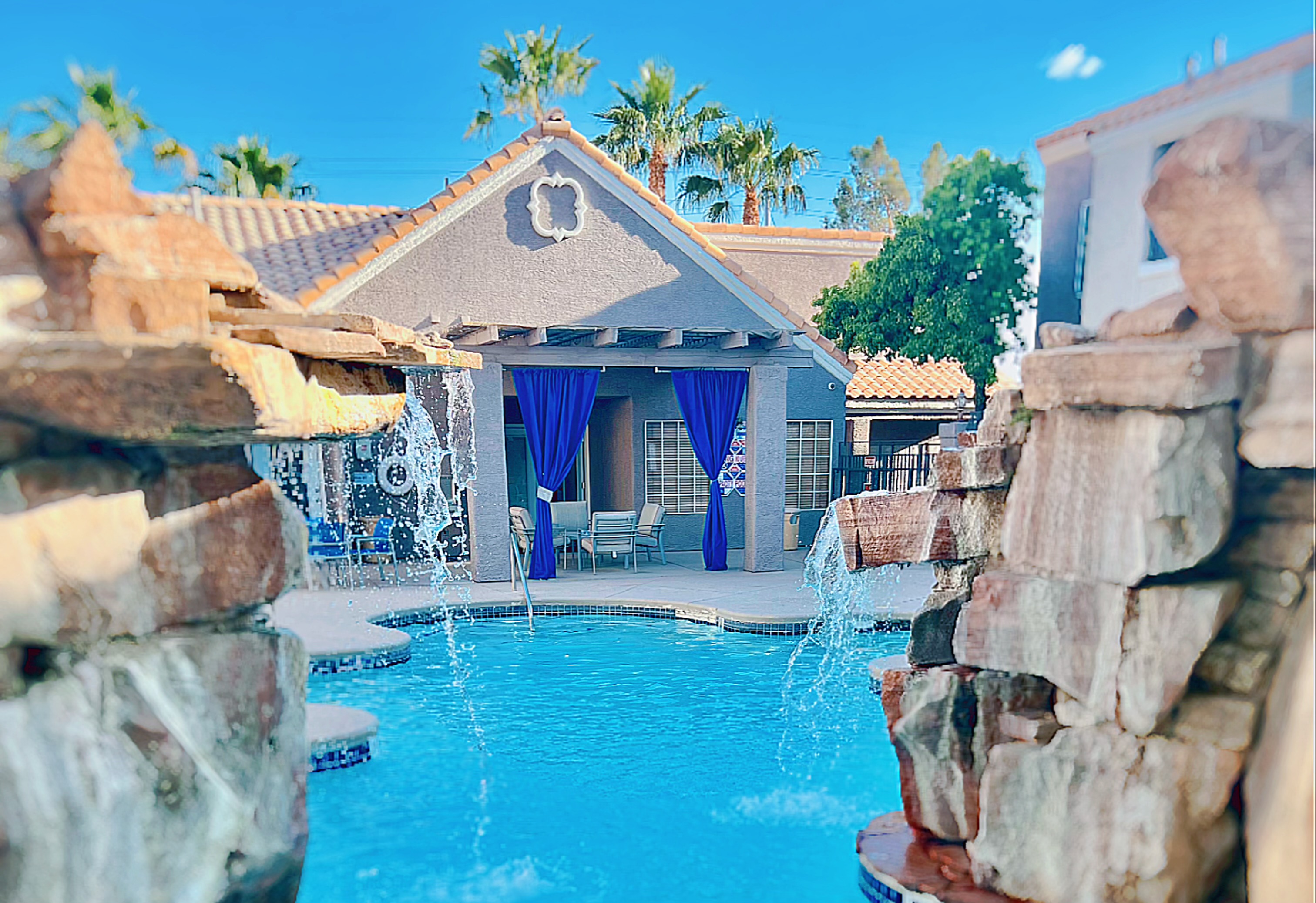 Jump into Summer at Flamingo Chateau!