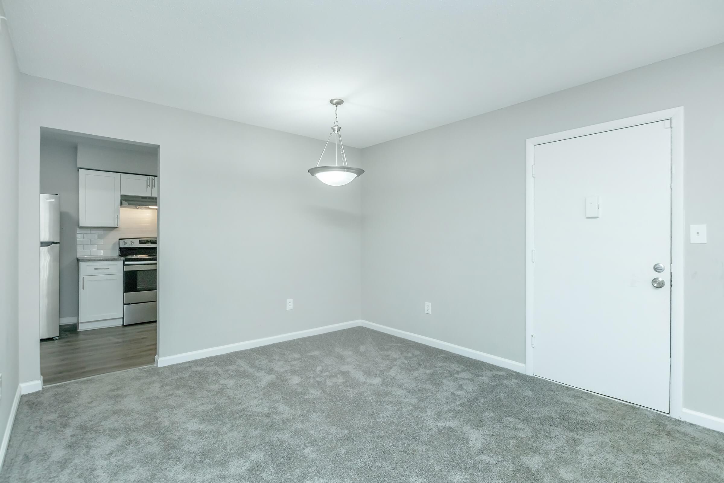 NICE LIGHTING IN THREE BEDROOM APARTMENT FOR RENT