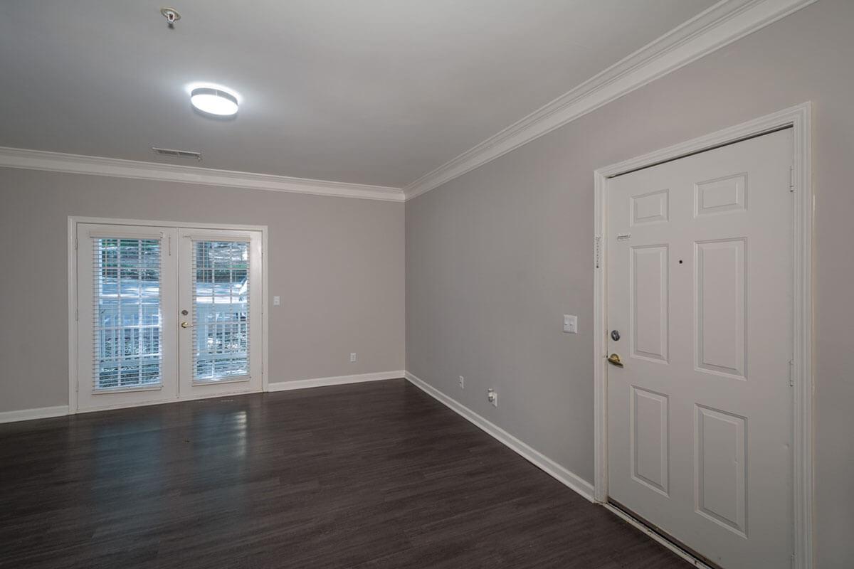 BEAUTIFUL FLOORING IN CREST AT EAST COBB APARTMENT FOR RENT