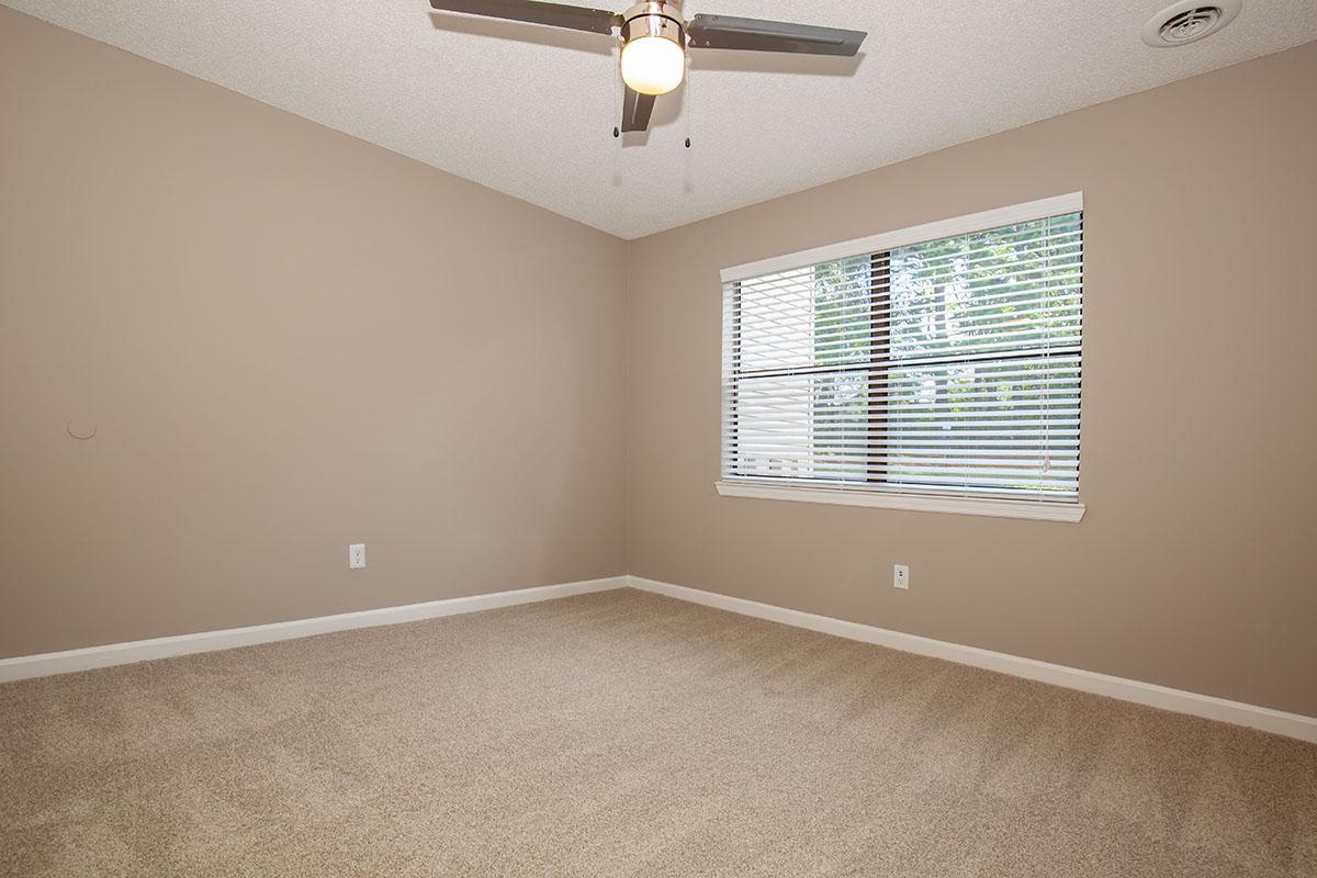 Plush Carpeting in Bedrooms at The Dogwood at Laurel Ridge Apartments in Chattanooga, TN
