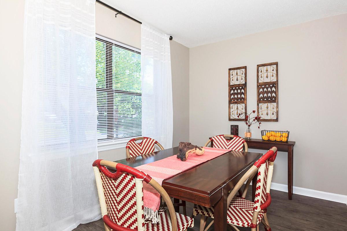 Lovely Dining Room in the Magnolia at Laurel Ridge Apartments